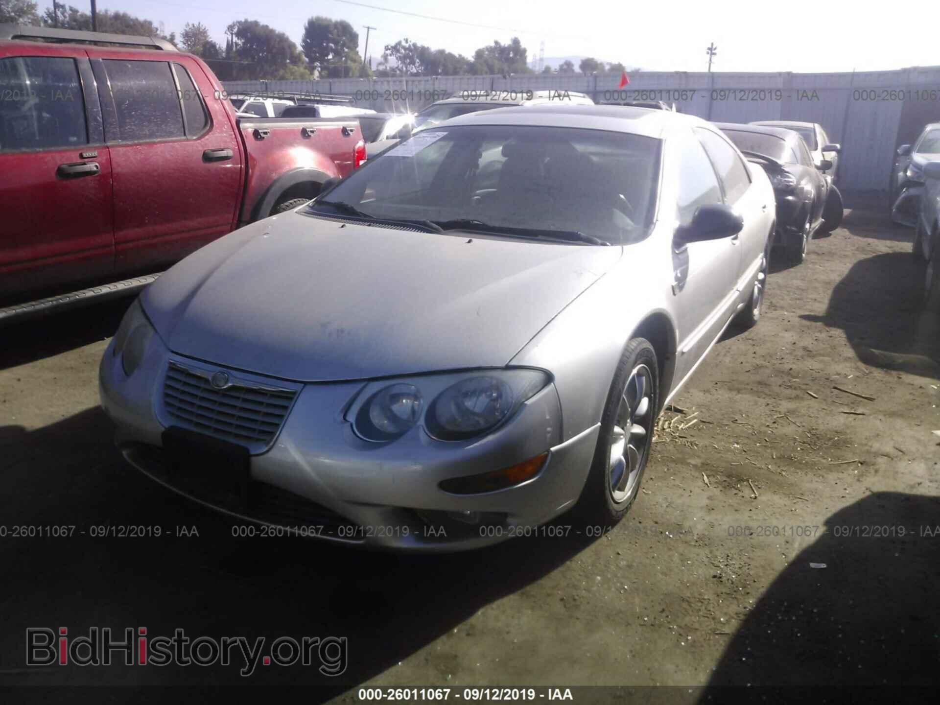 2004 CHRYSLER 300M - VIN: 2C3HE66G04H606352 - Photo 2