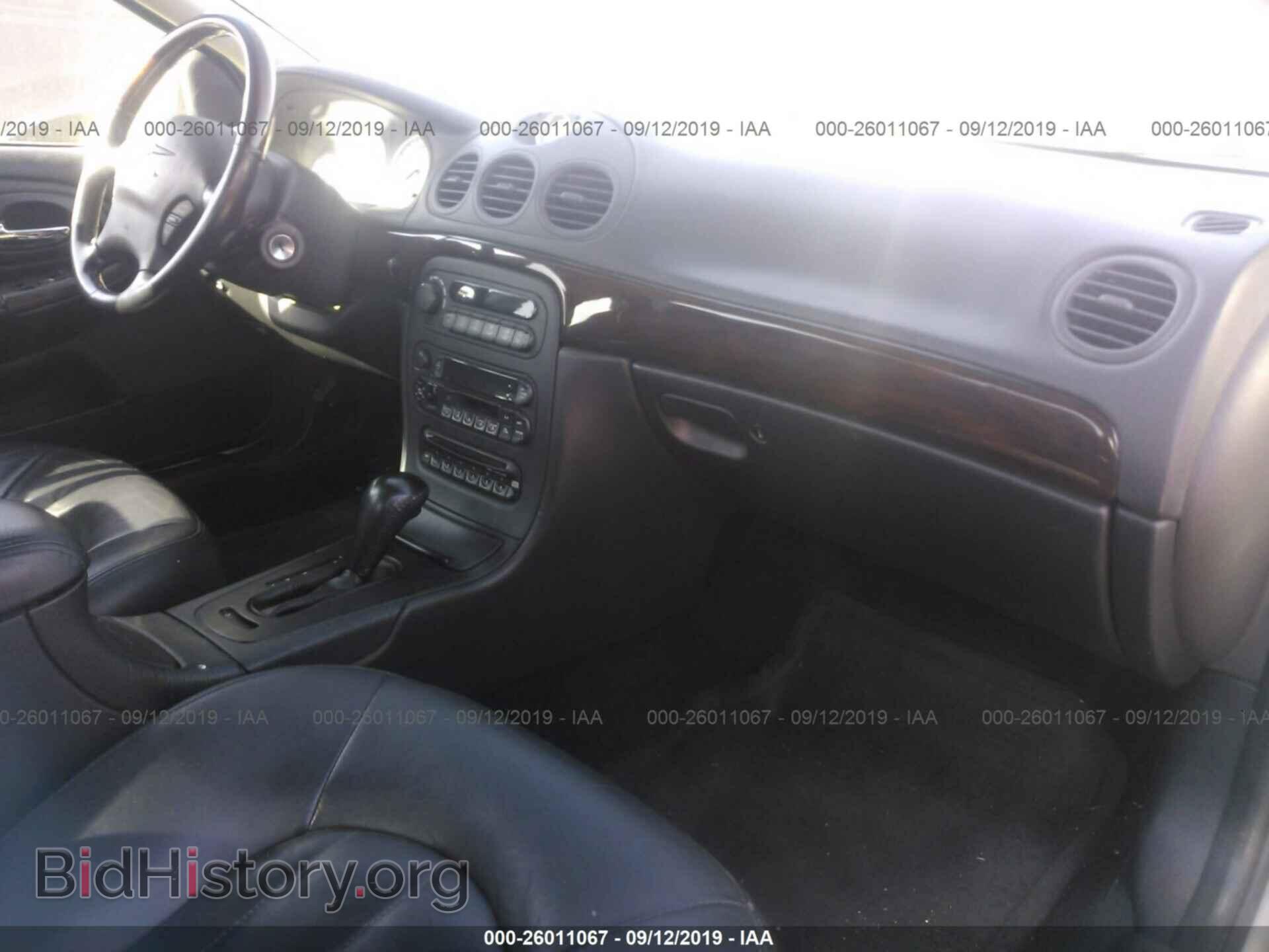 2004 CHRYSLER 300M - VIN: 2C3HE66G04H606352 - Photo 5