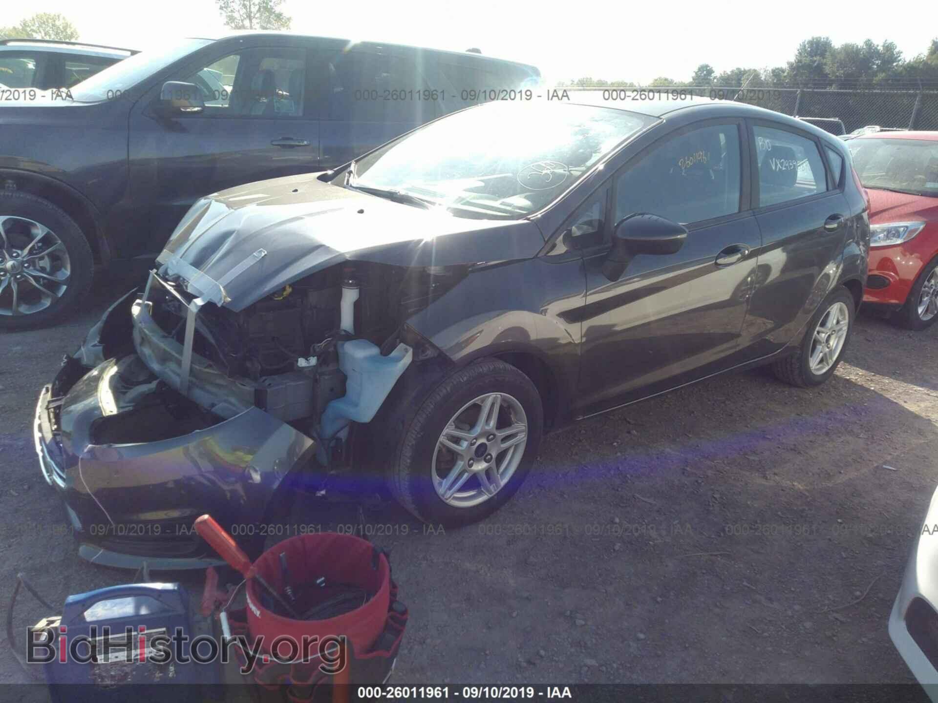 2018 FORD FIESTA - VIN: 3FADP4EJ4JM110673 - Фото 2