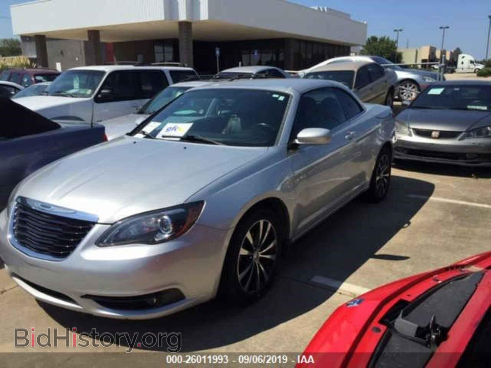 2012 CHRYSLER 200 - VIN: 1C3BCBGG1CN224291 - Фото 2