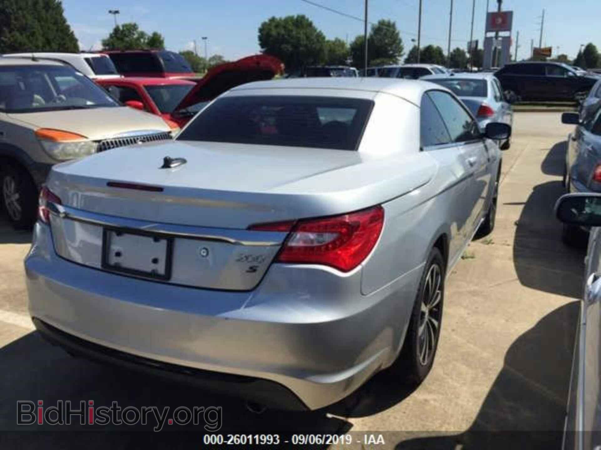 2012 CHRYSLER 200 - VIN: 1C3BCBGG1CN224291 - Фото 4