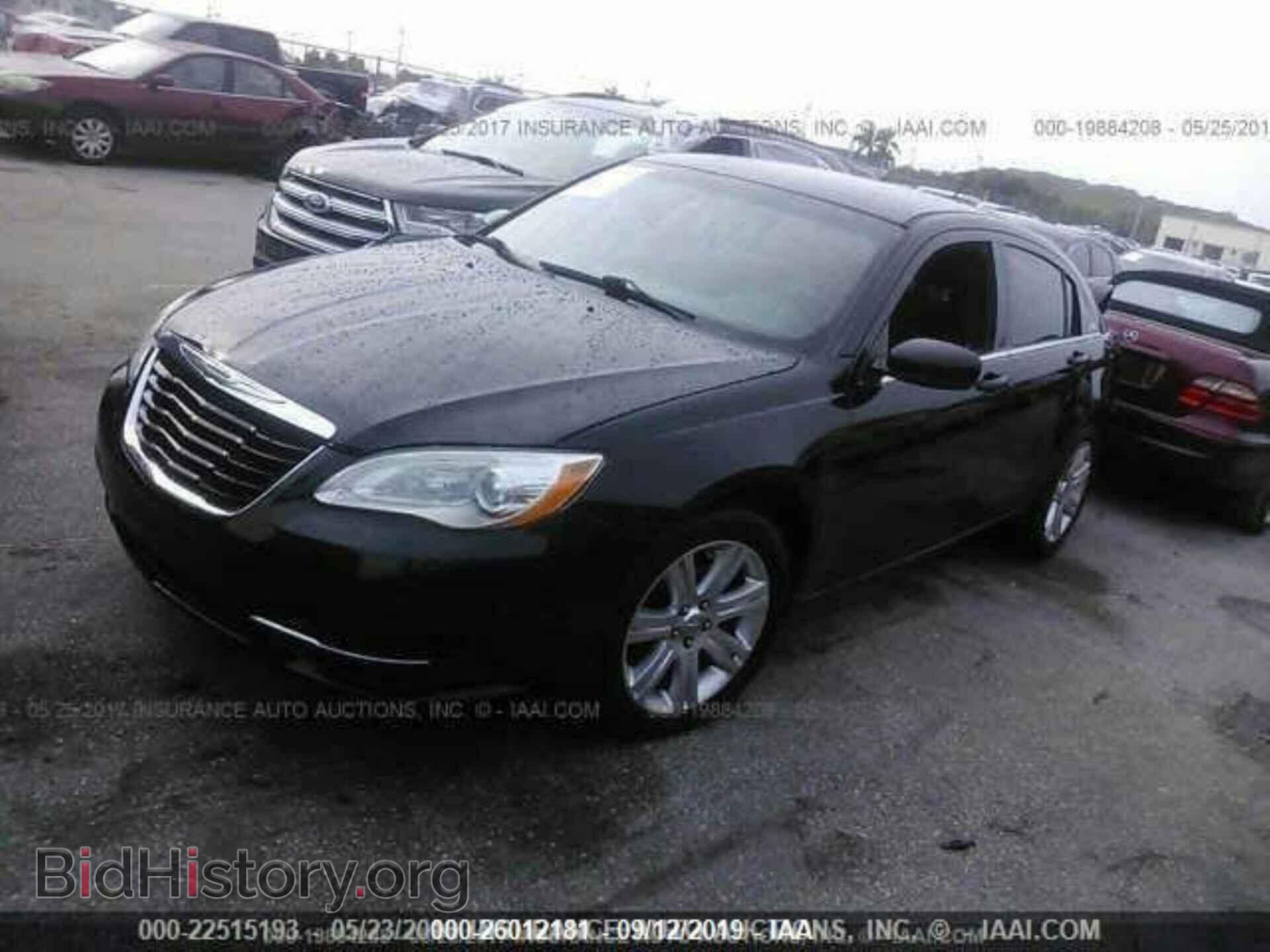 2013 CHRYSLER 200 - VIN: 1C3CCBBB4DN539149 - Фото 2