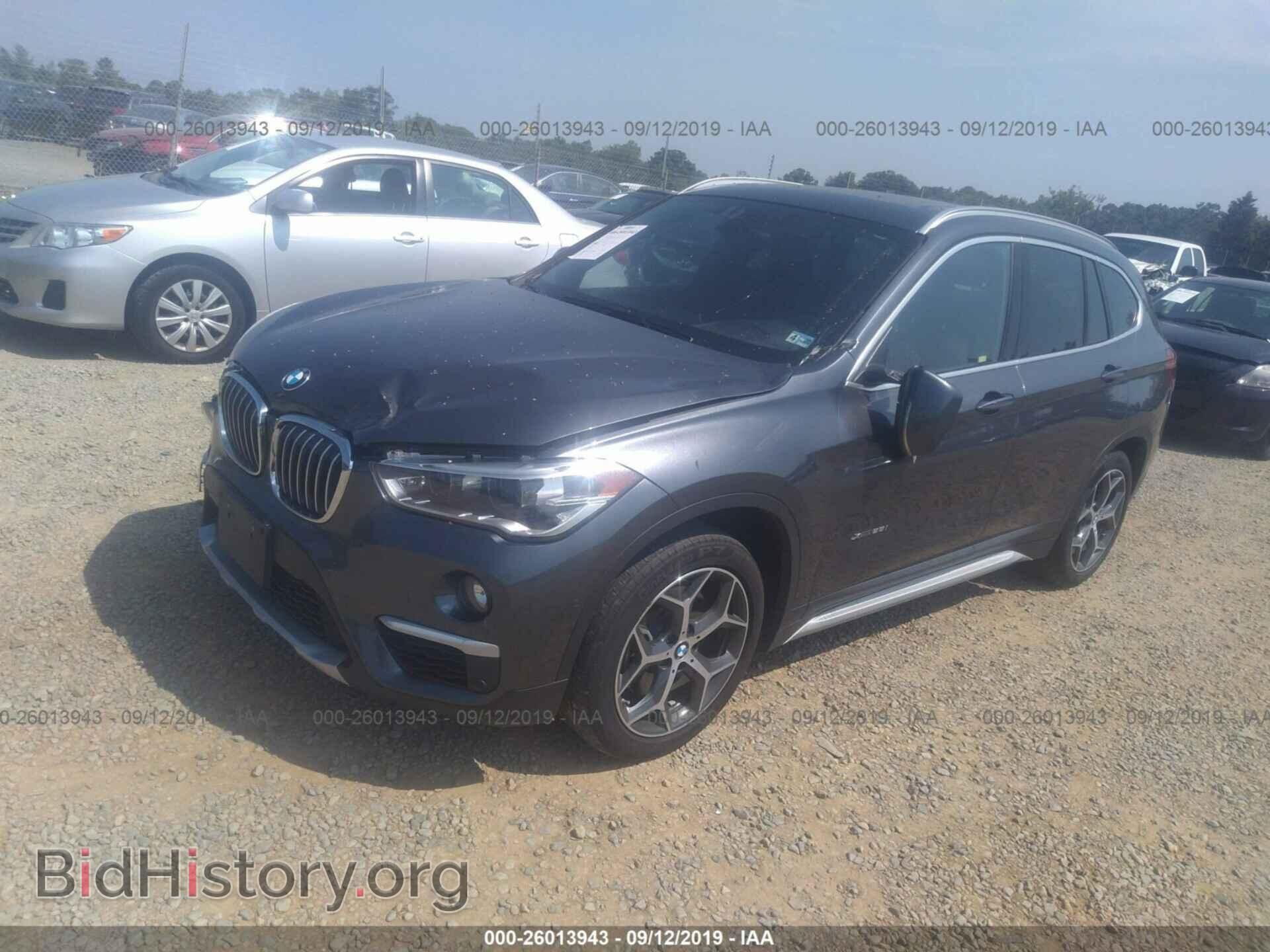 2017 BMW X1 - VIN: WBXHT3C35H5F81050 - Фото 2