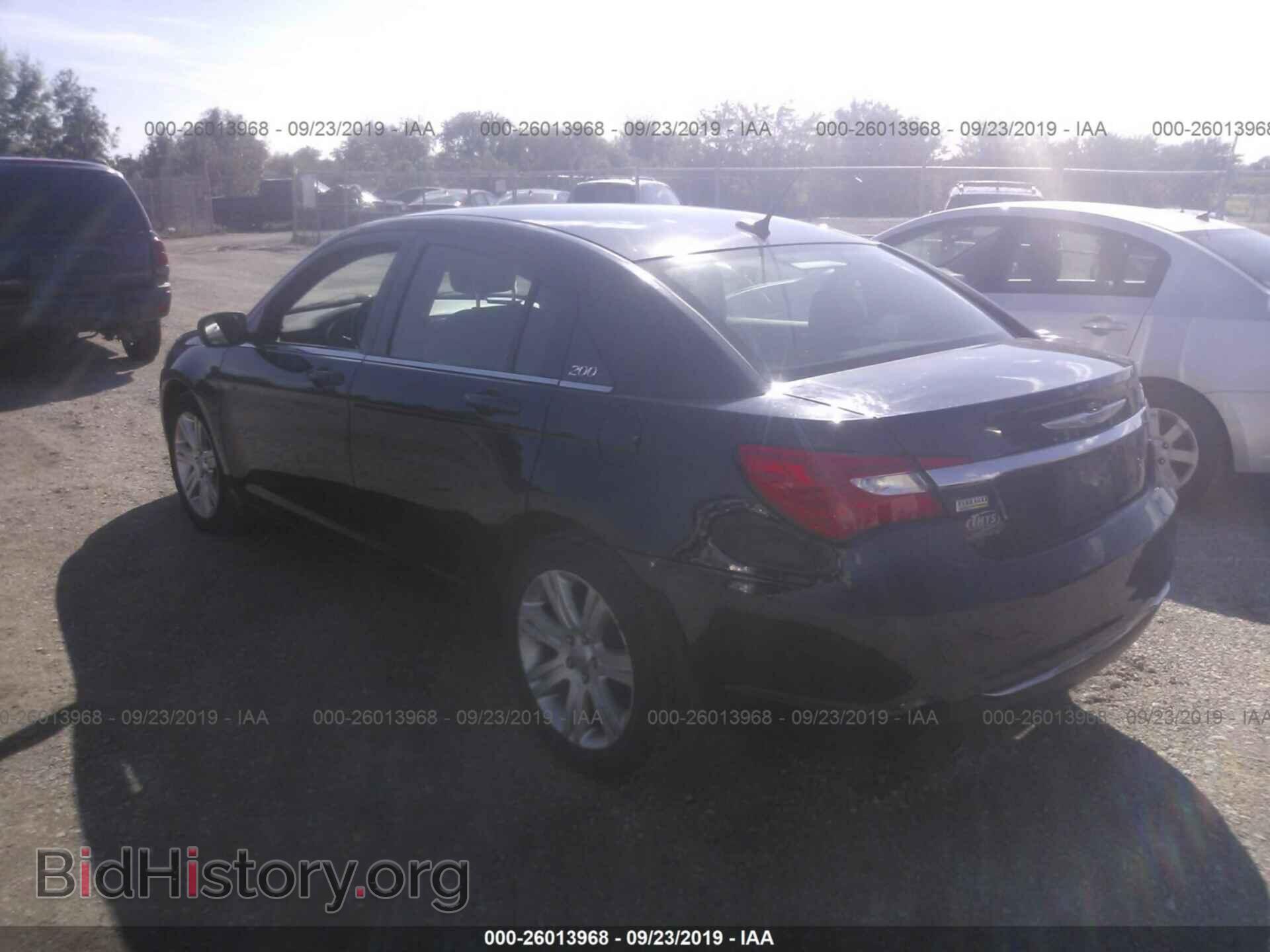 2013 CHRYSLER 200 - VIN: 1C3CCBBG7DN532773 - Фото 3