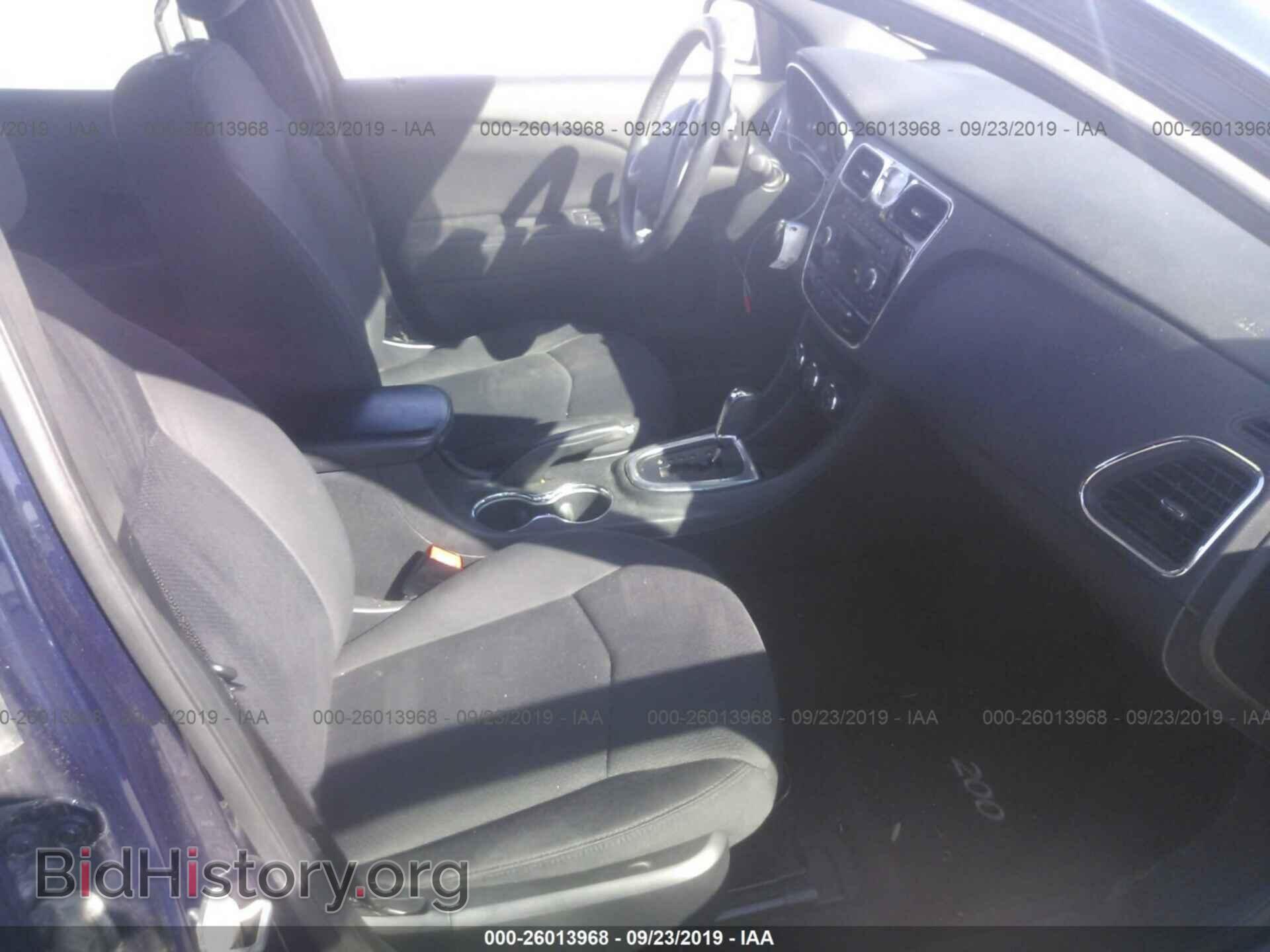 2013 CHRYSLER 200 - VIN: 1C3CCBBG7DN532773 - Фото 5