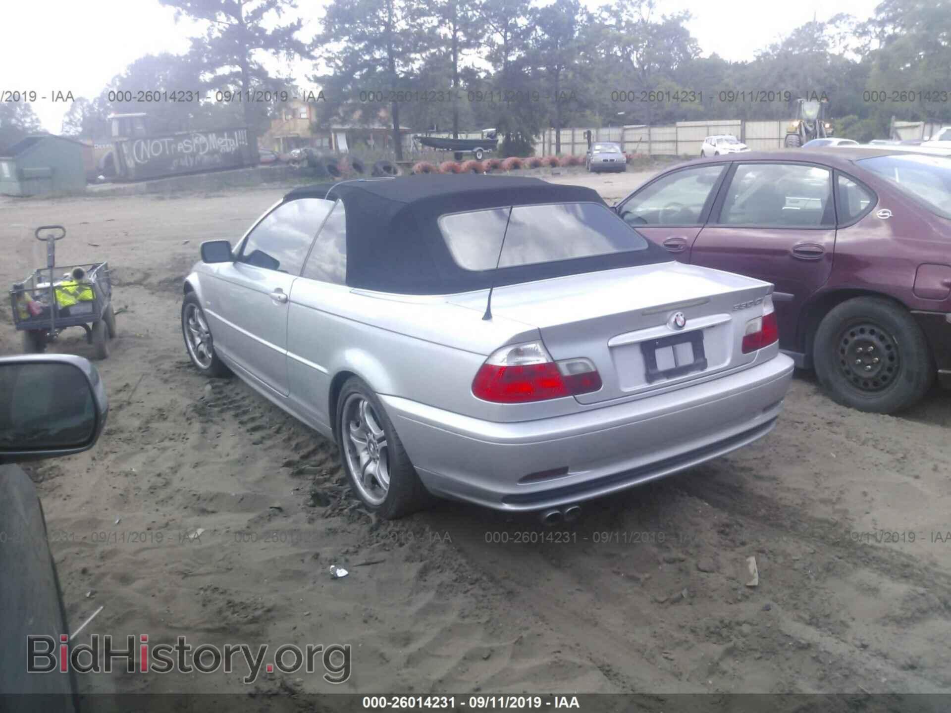 2003 BMW 330 - VIN: WBABS53493JU97446 - Photo 3