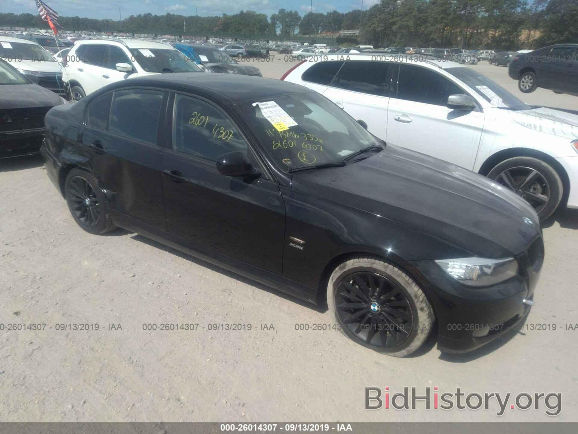 Photo WBAPL5C59BA919371 - BMW 335 2011