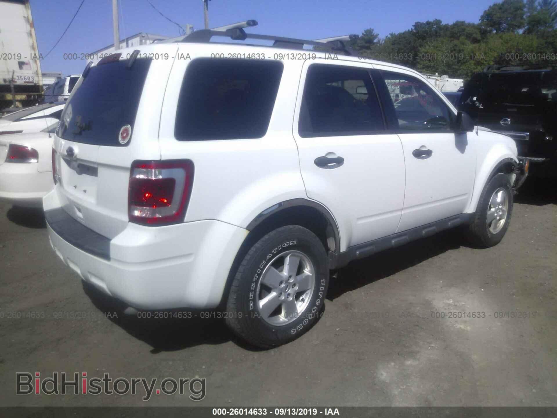 2011 FORD ESCAPE - VIN: 1FMCU9D74BKB36129 - Photo 4