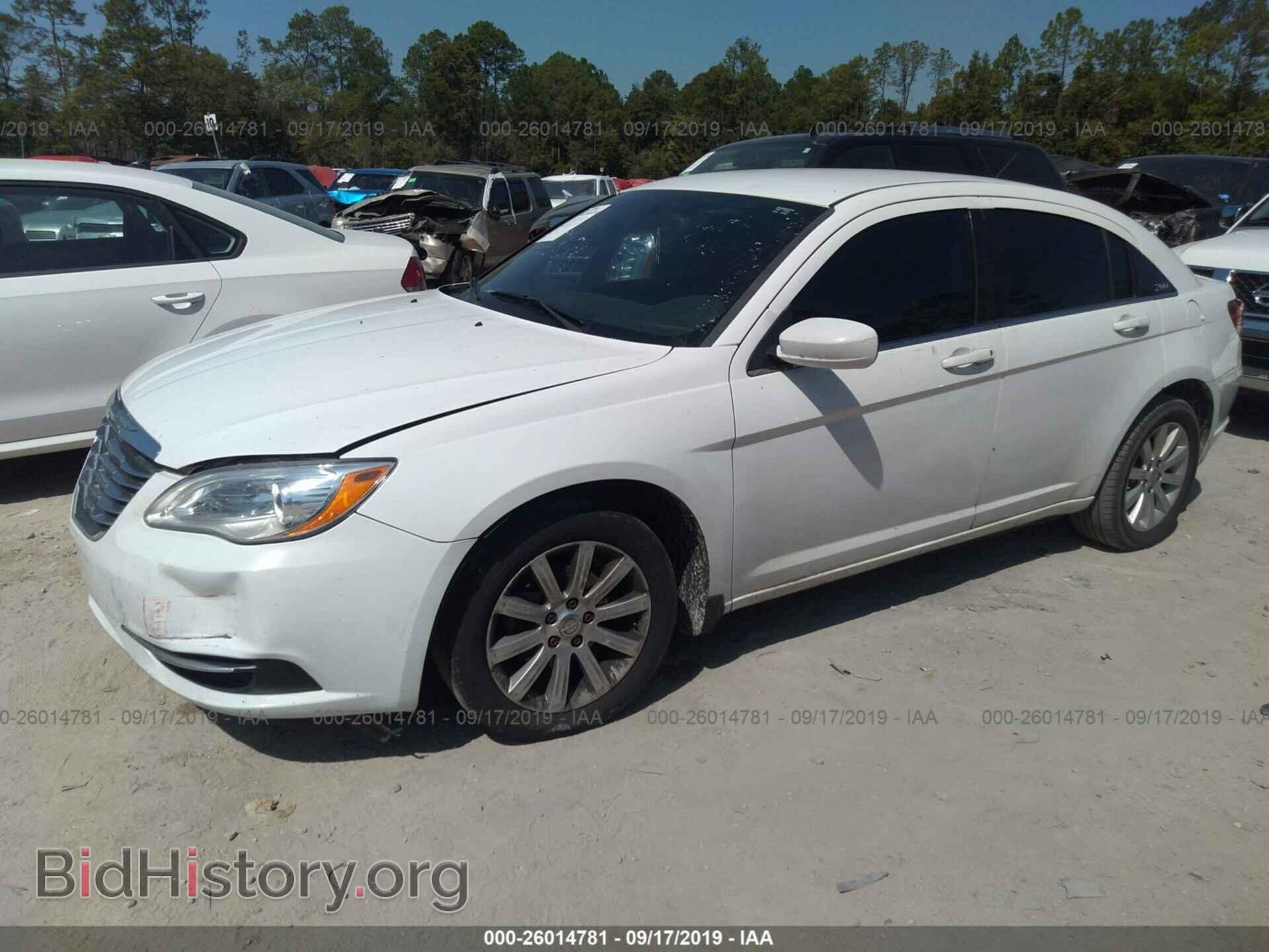2013 CHRYSLER 200 - VIN: 1C3CCBBB3DN612088 - Photo 2