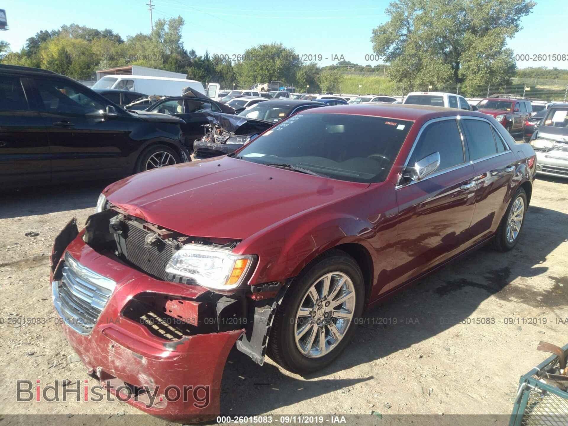 2013 CHRYSLER 300C - VIN: 2C3CCAET8DH650049 - Фото 2