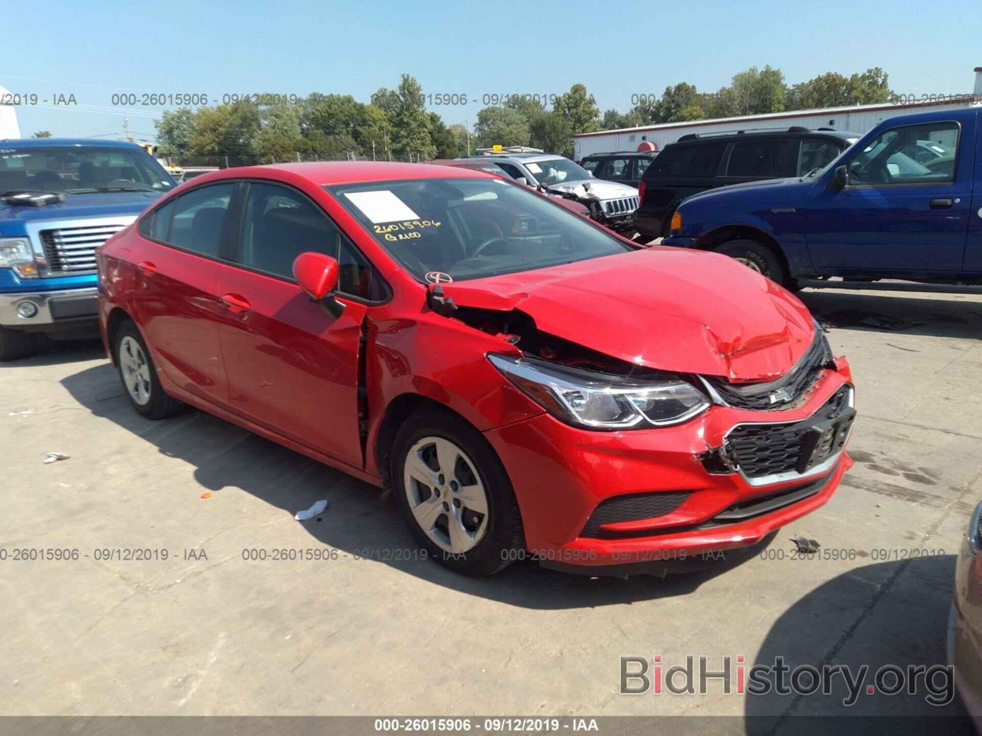 Photo 1G1BC5SM1J7235425 - CHEVROLET CRUZE 2018