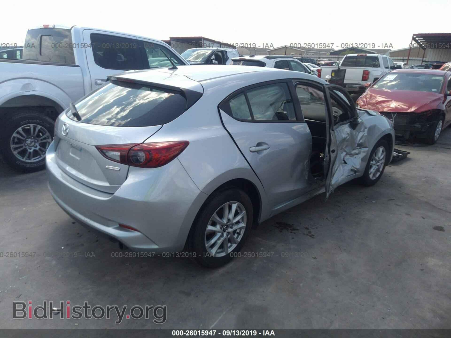 2018 MAZDA 3 - VIN: 3MZBN1K76JM189372 - Фото 4