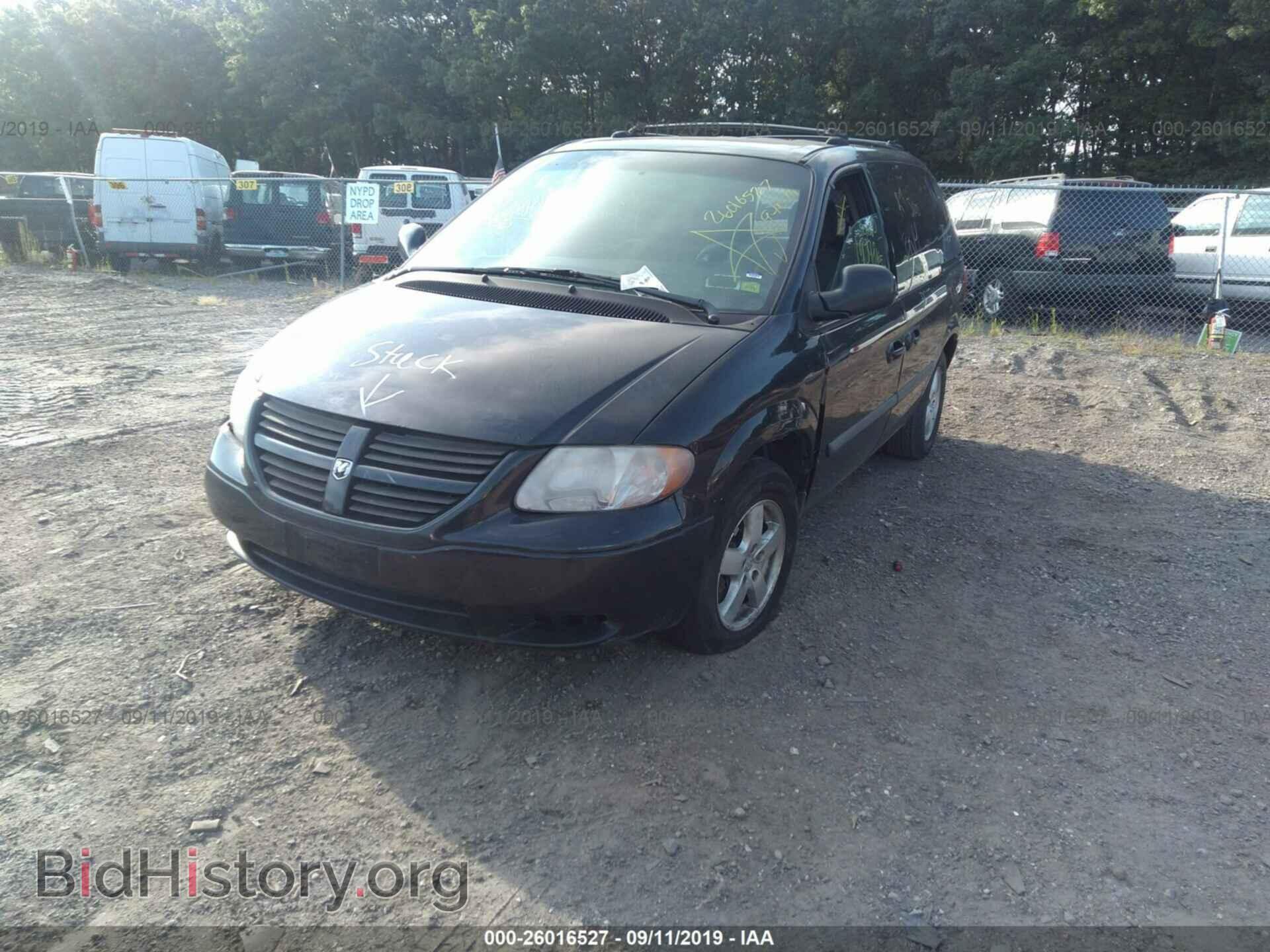 2005 DODGE CARAVAN - VIN: 1D4GP45R75B101026 - Photo 2