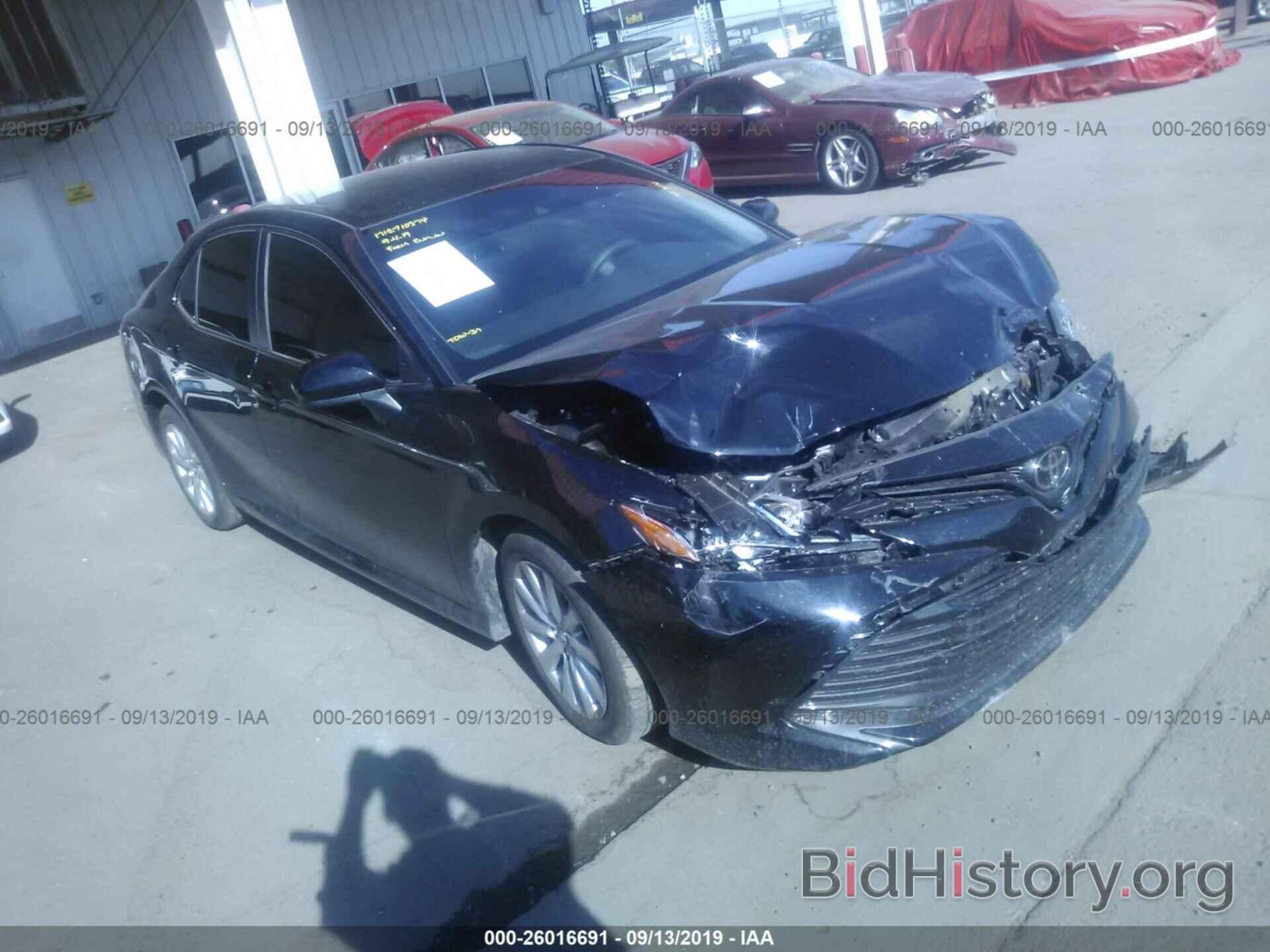 Photo 4T1B11HK9JU110245 - TOYOTA CAMRY 2018