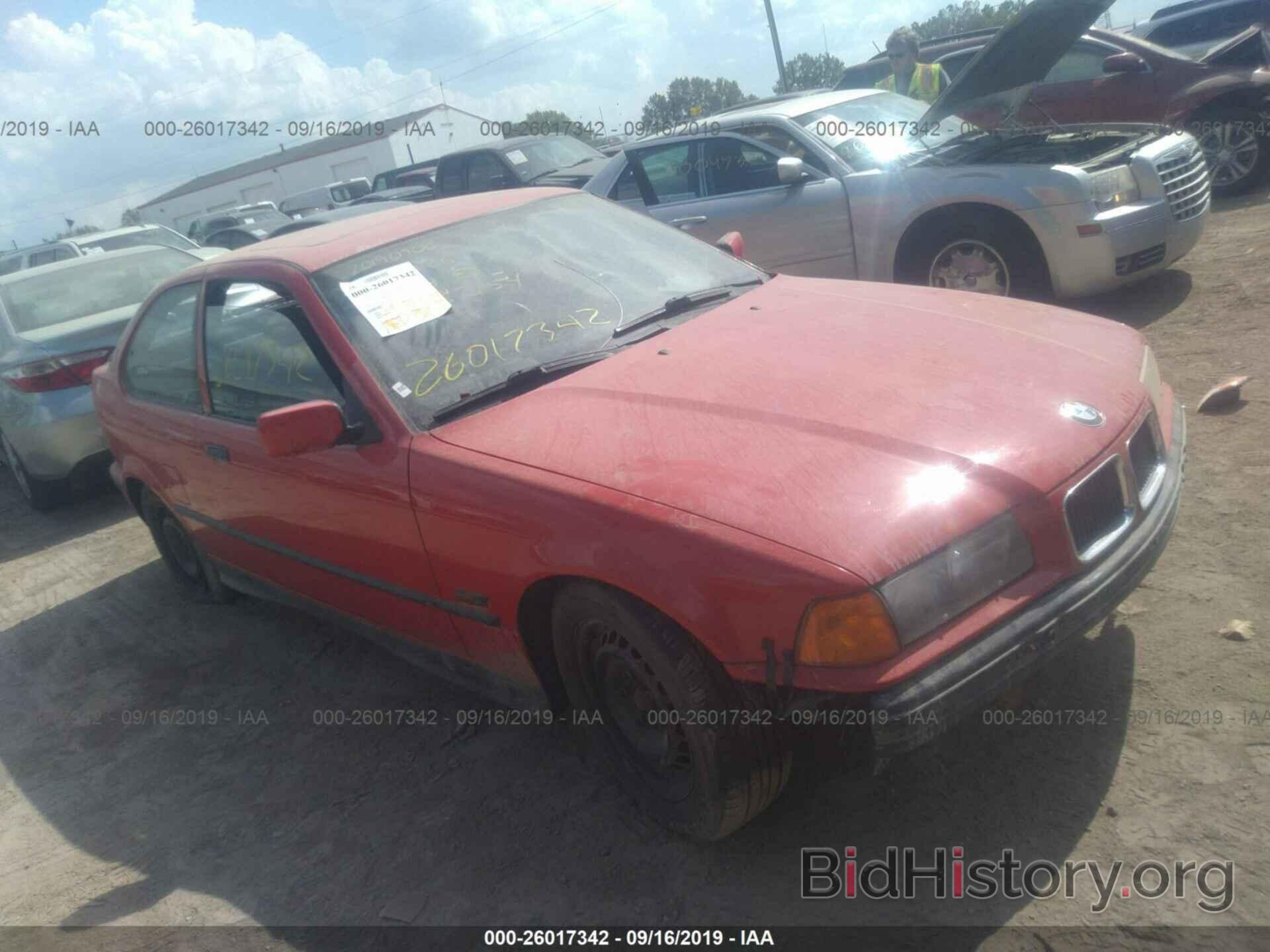 Photo WBACG5323SAM53154 - BMW 318 1995