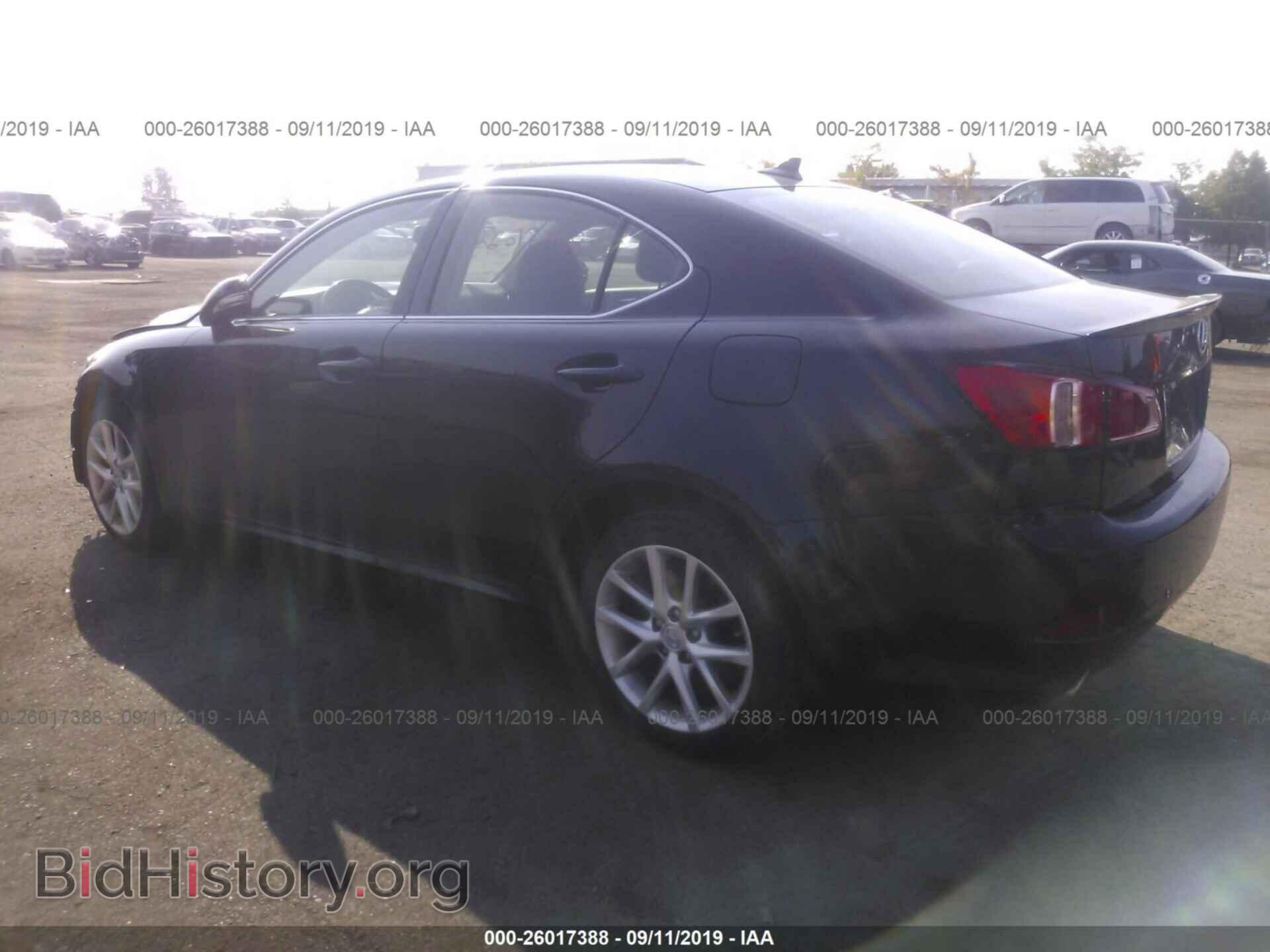 2011 LEXUS IS - VIN: JTHCE5C21B5000571 - Фото 3