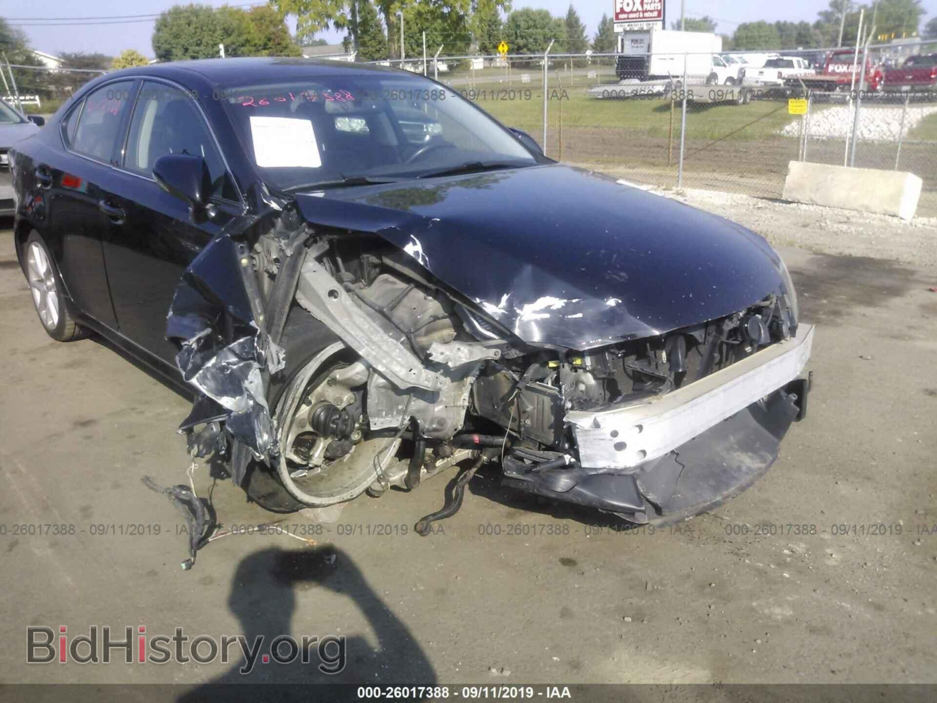 2011 LEXUS IS - VIN: JTHCE5C21B5000571 - Фото 6