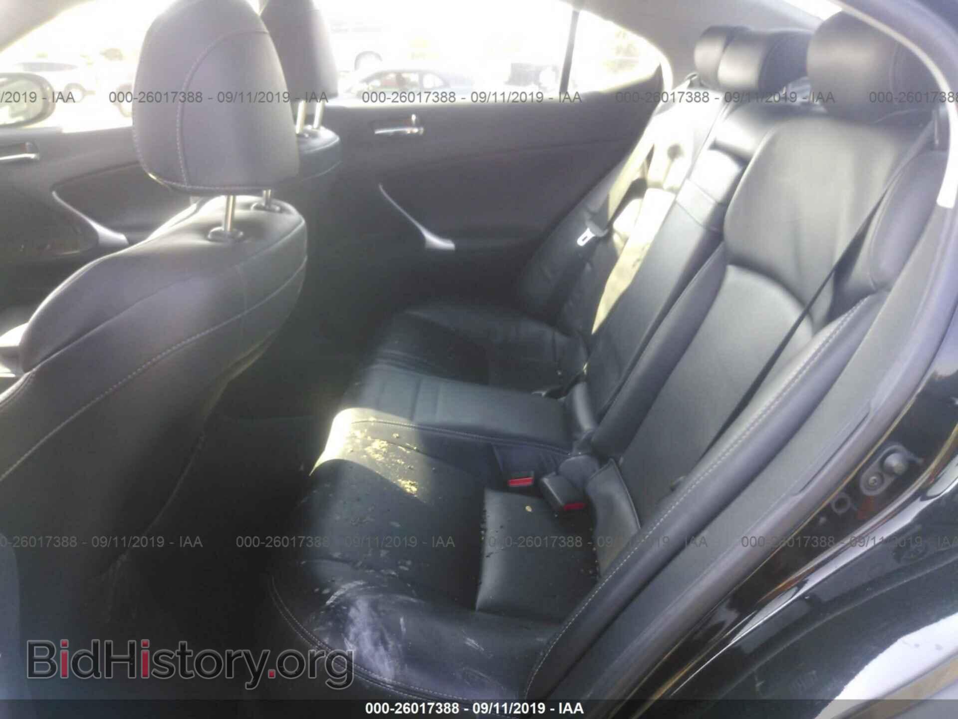 2011 LEXUS IS - VIN: JTHCE5C21B5000571 - Фото 8