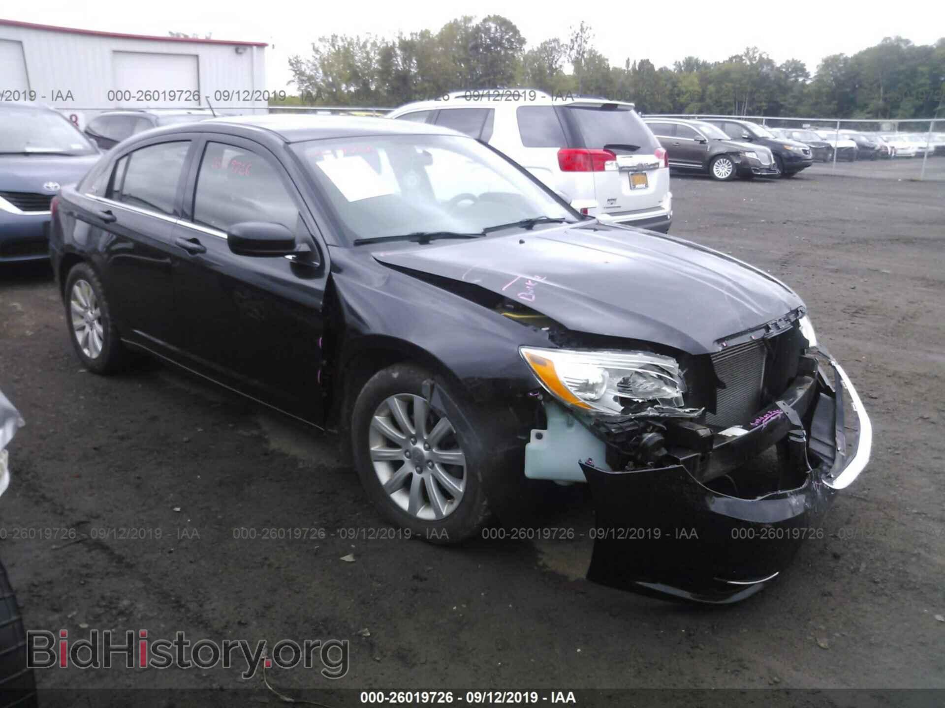 Фотография 1C3CCBBG8DN531907 - CHRYSLER 200 2013