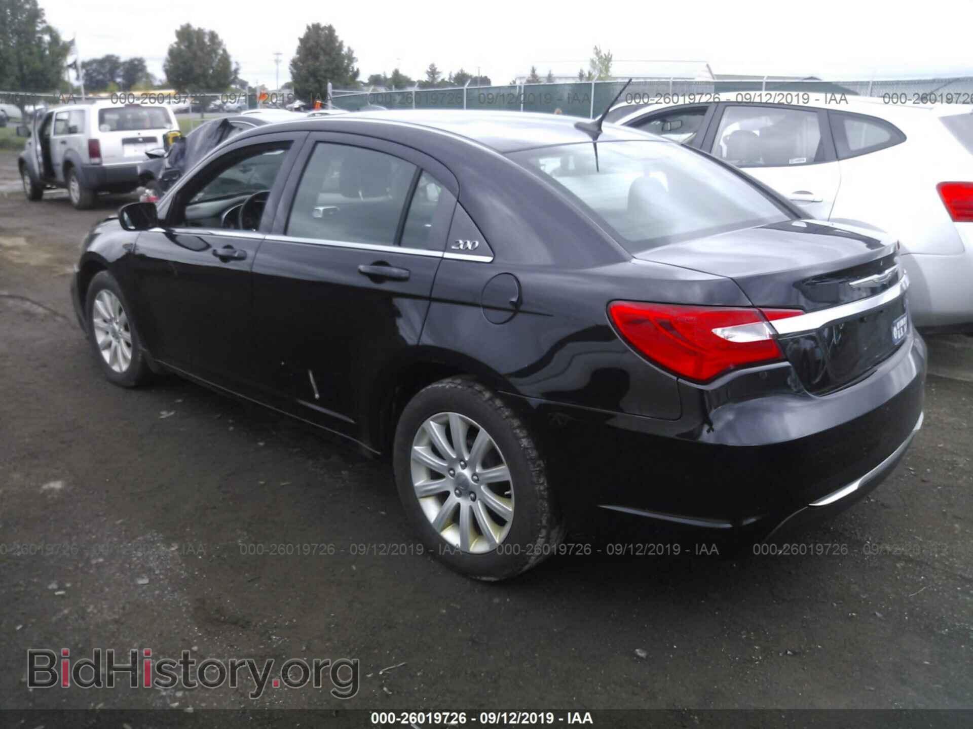 2013 CHRYSLER 200 - VIN: 1C3CCBBG8DN531907 - Фото 3