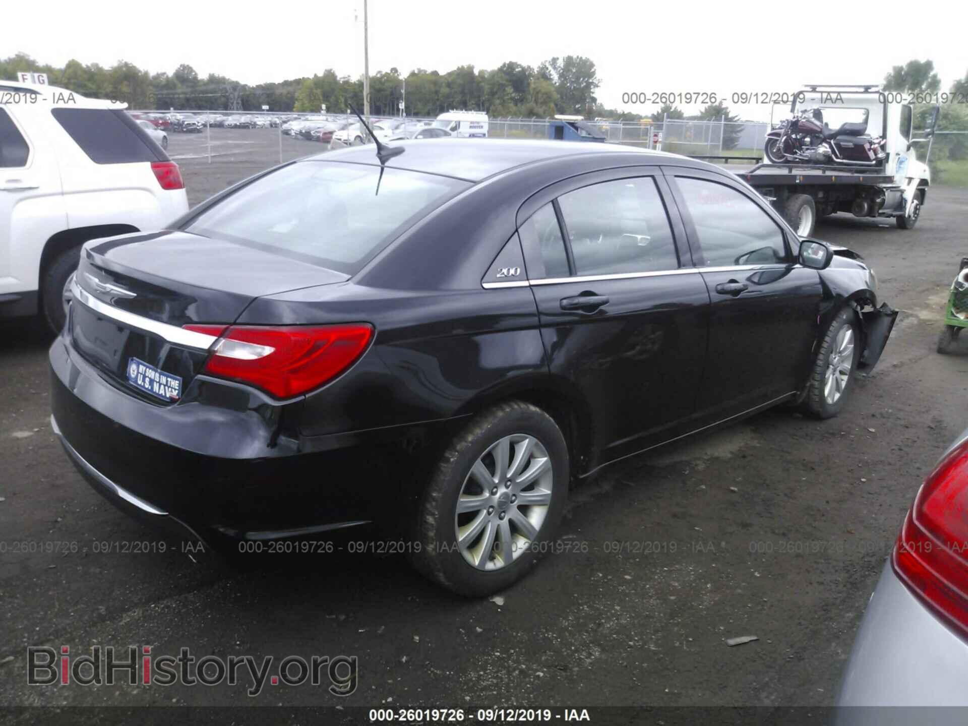 2013 CHRYSLER 200 - VIN: 1C3CCBBG8DN531907 - Фото 4