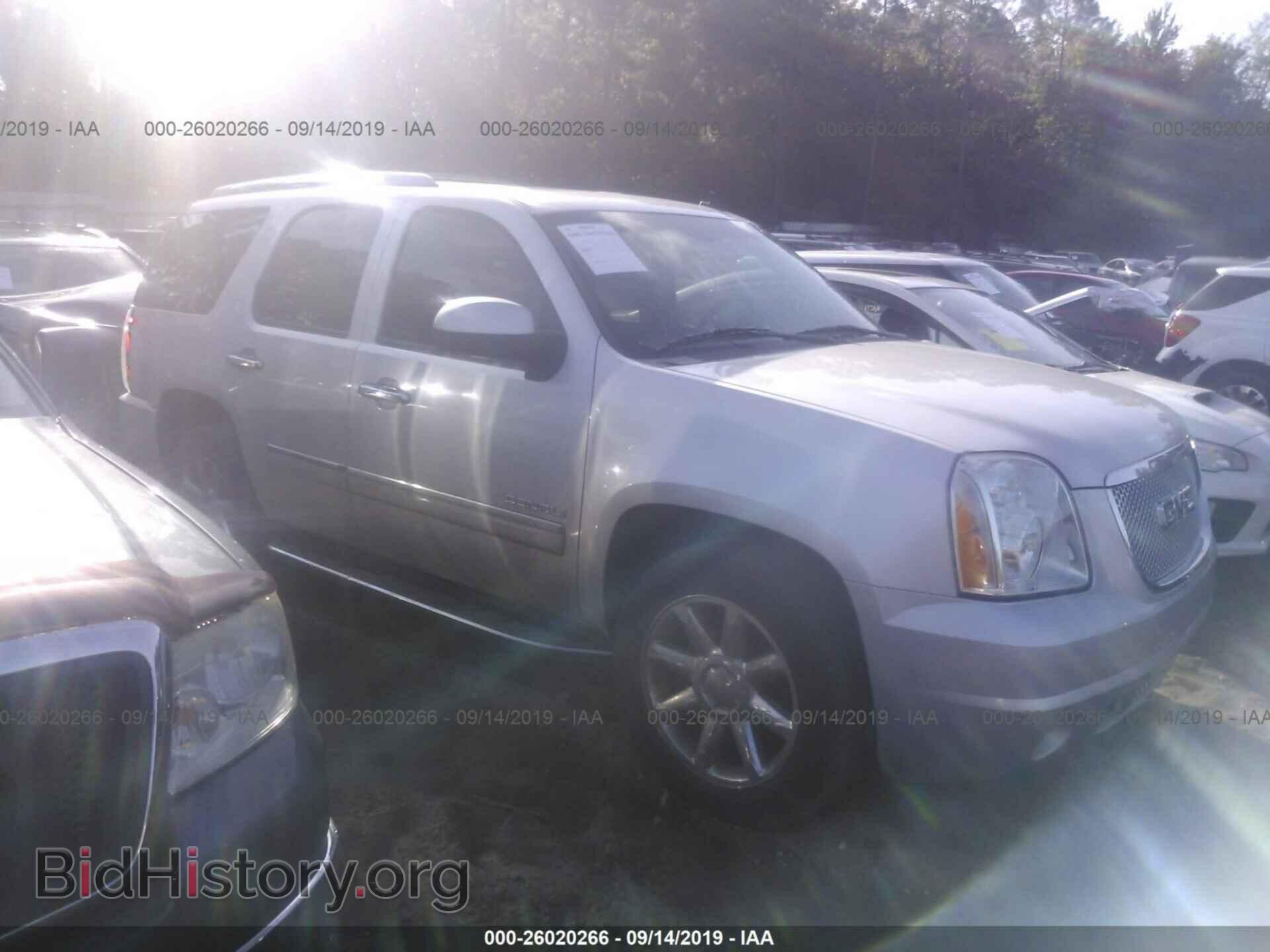 Photo 1GKUKEEF3AR132094 - GMC YUKON 2010
