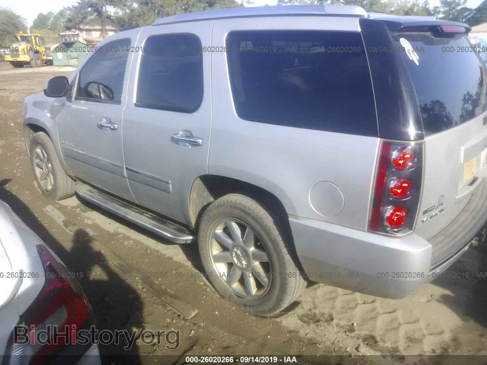 2010 GMC YUKON - VIN: 1GKUKEEF3AR132094 - Фото 3