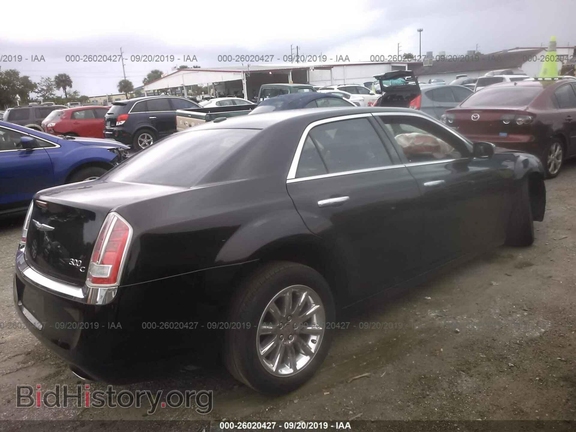 2014 CHRYSLER 300C - VIN: 2C3CCAEG3EH378630 - Фото 4