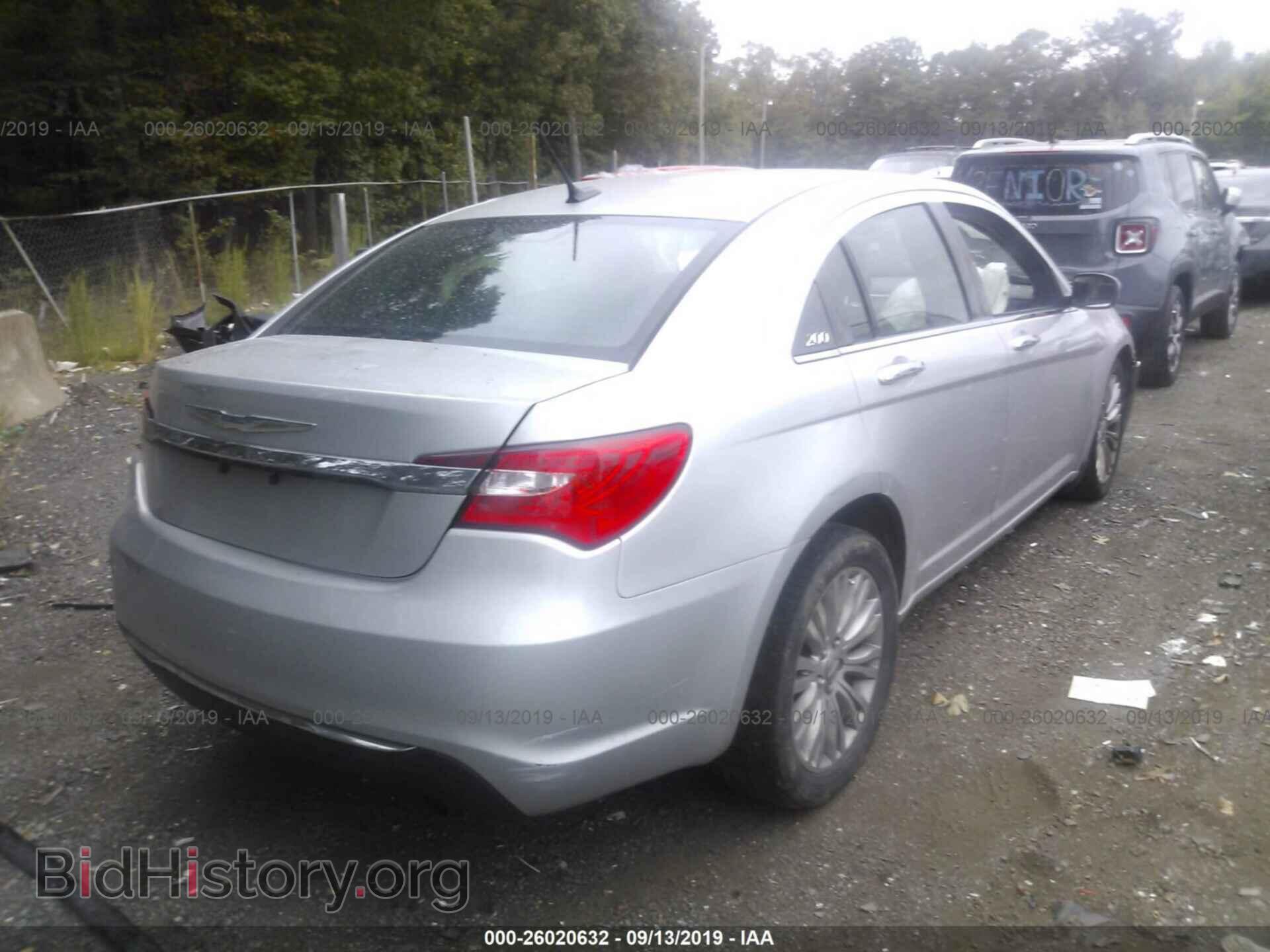 2012 CHRYSLER 200 - VIN: 1C3CCBCG5CN308432 - Photo 4