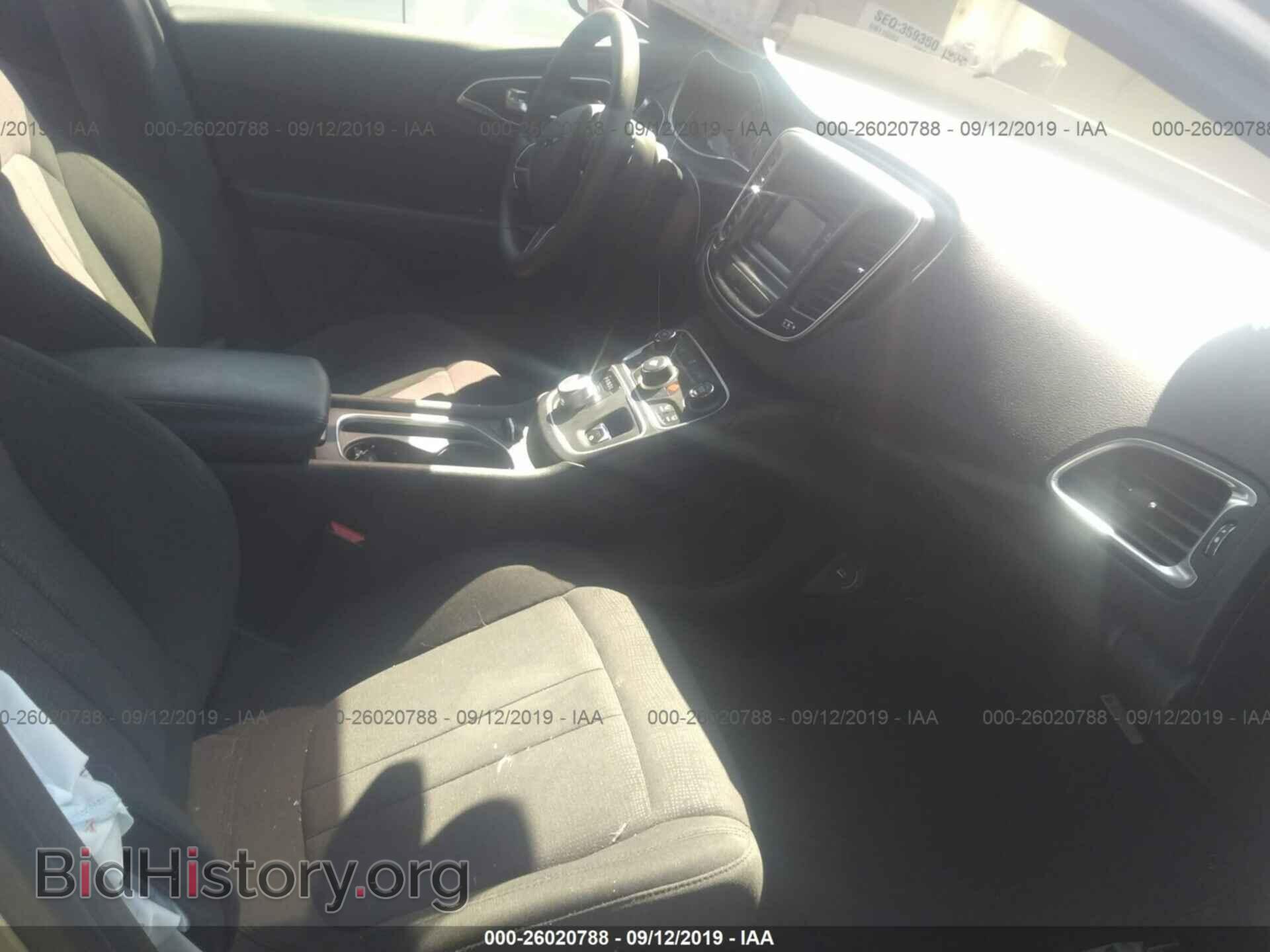 2016 CHRYSLER 200 - VIN: 1C3CCCAB1GN107520 - Фото 5