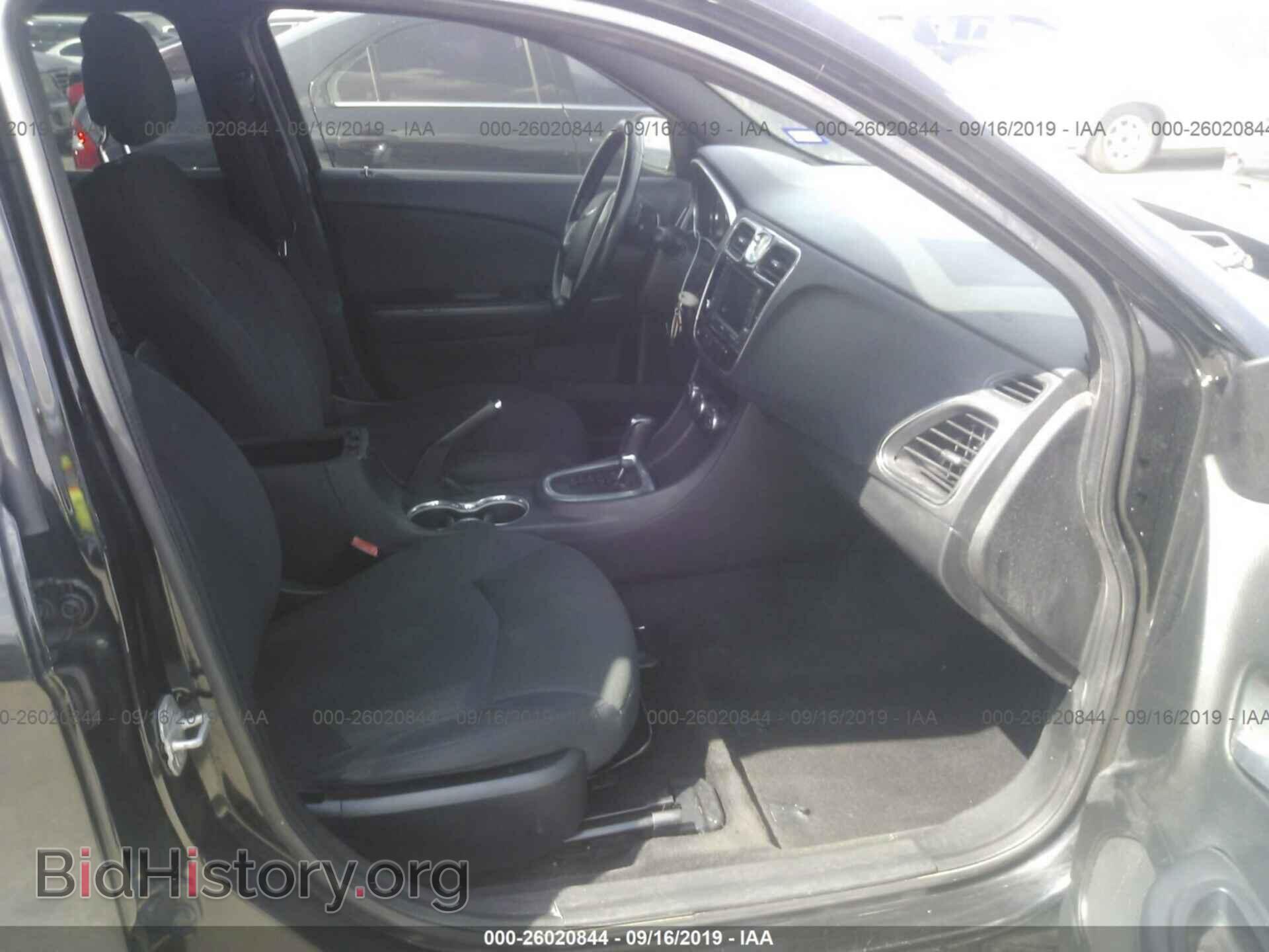 2012 CHRYSLER 200 - VIN: 1C3CCBBBXCN197981 - Фото 5