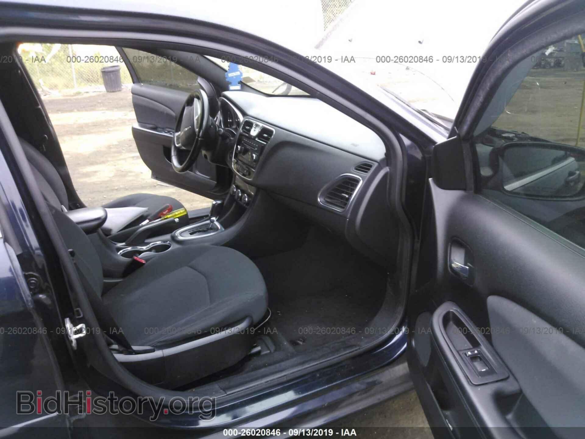 2012 CHRYSLER 200 - VIN: 1C3CCBBB3CN171805 - Фото 5