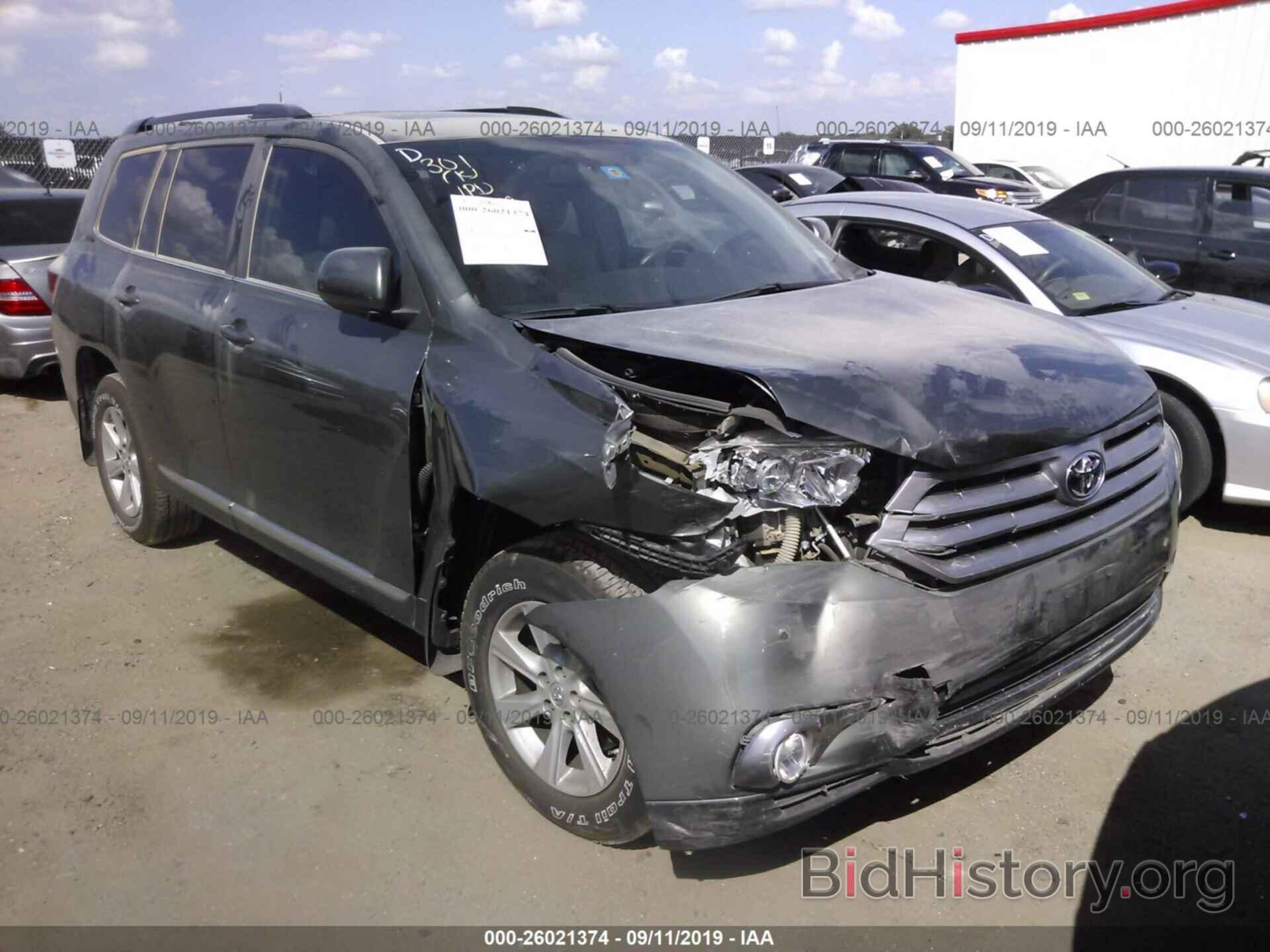 Photo 5TDZK3EH6DS108224 - TOYOTA HIGHLANDER 2013