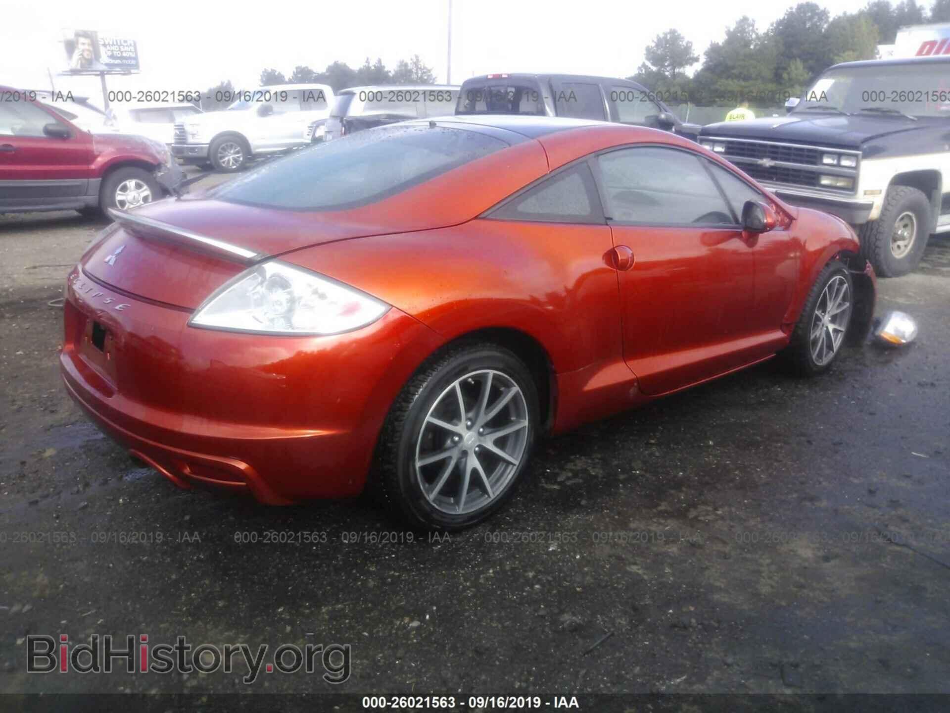 2011 MITSUBISHI ECLIPSE - VIN: 4A31K5DF4BE001083 - Photo 4