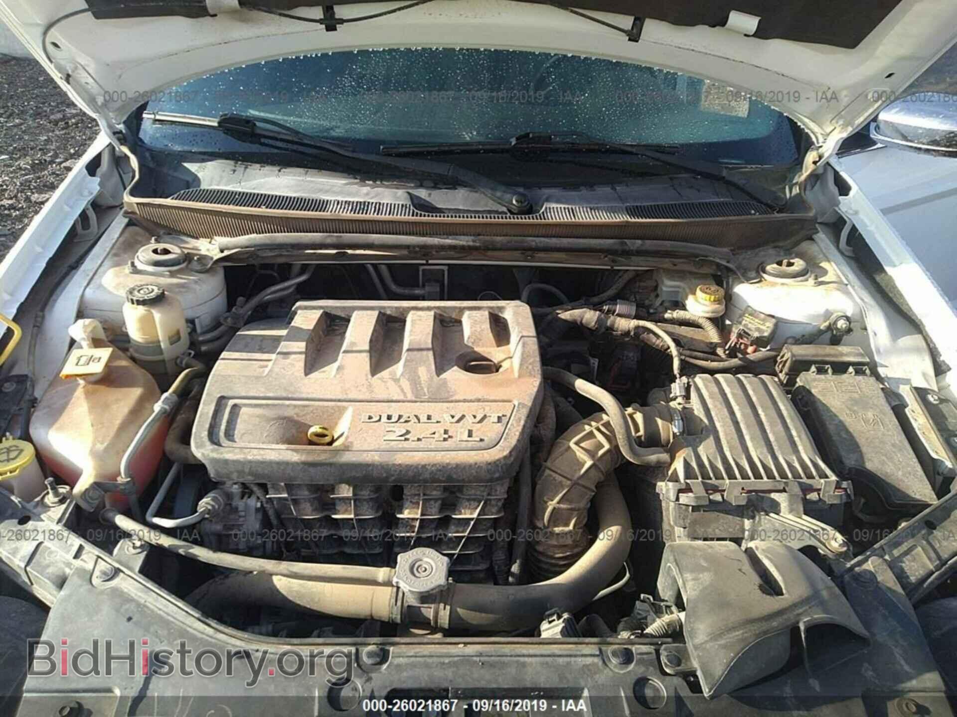 2011 CHRYSLER 200 - VIN: 1C3BC2FB6BN612654 - Фото 10