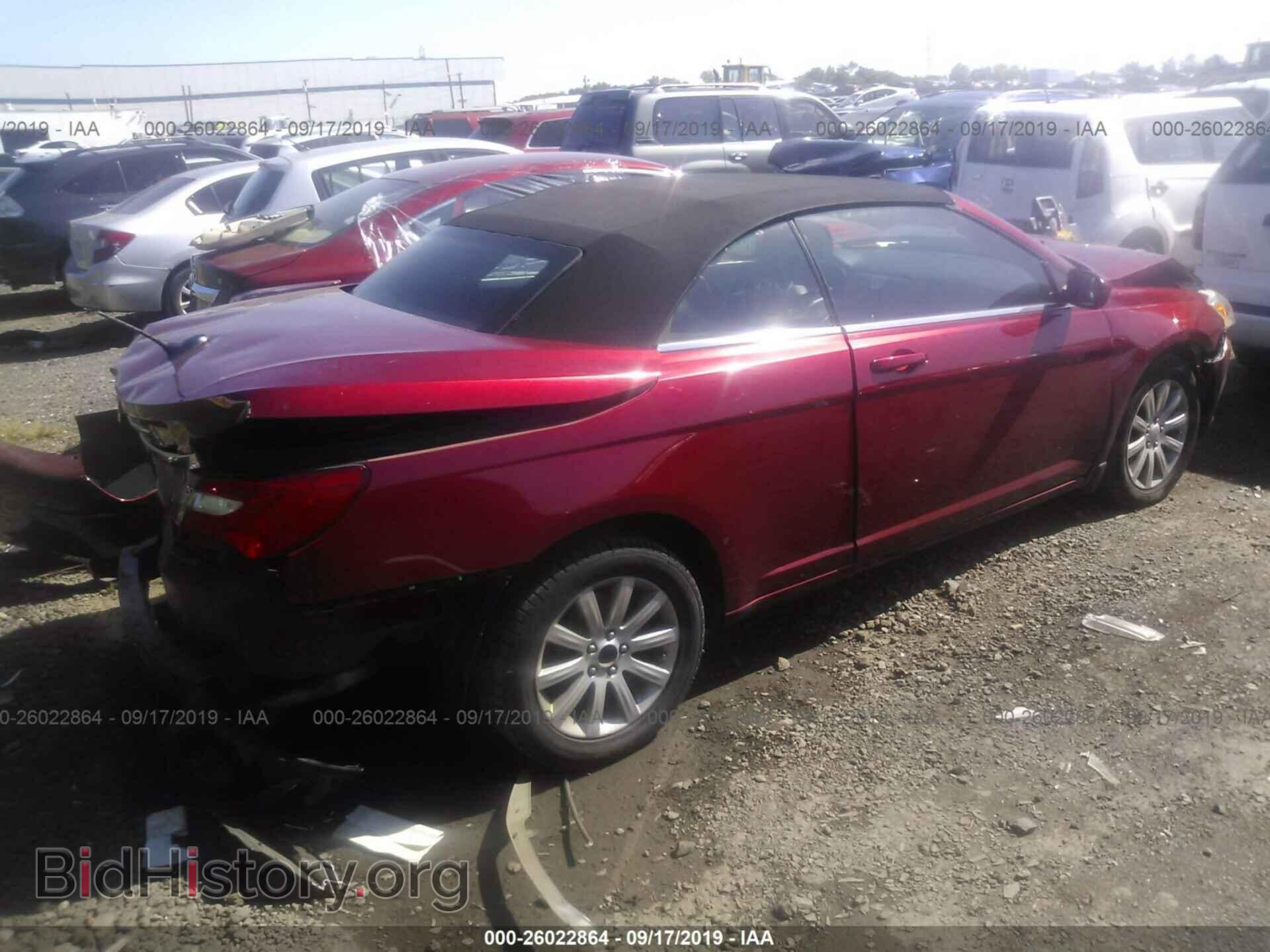 2013 CHRYSLER 200 - VIN: 1C3BCBEB7DN511921 - Photo 4