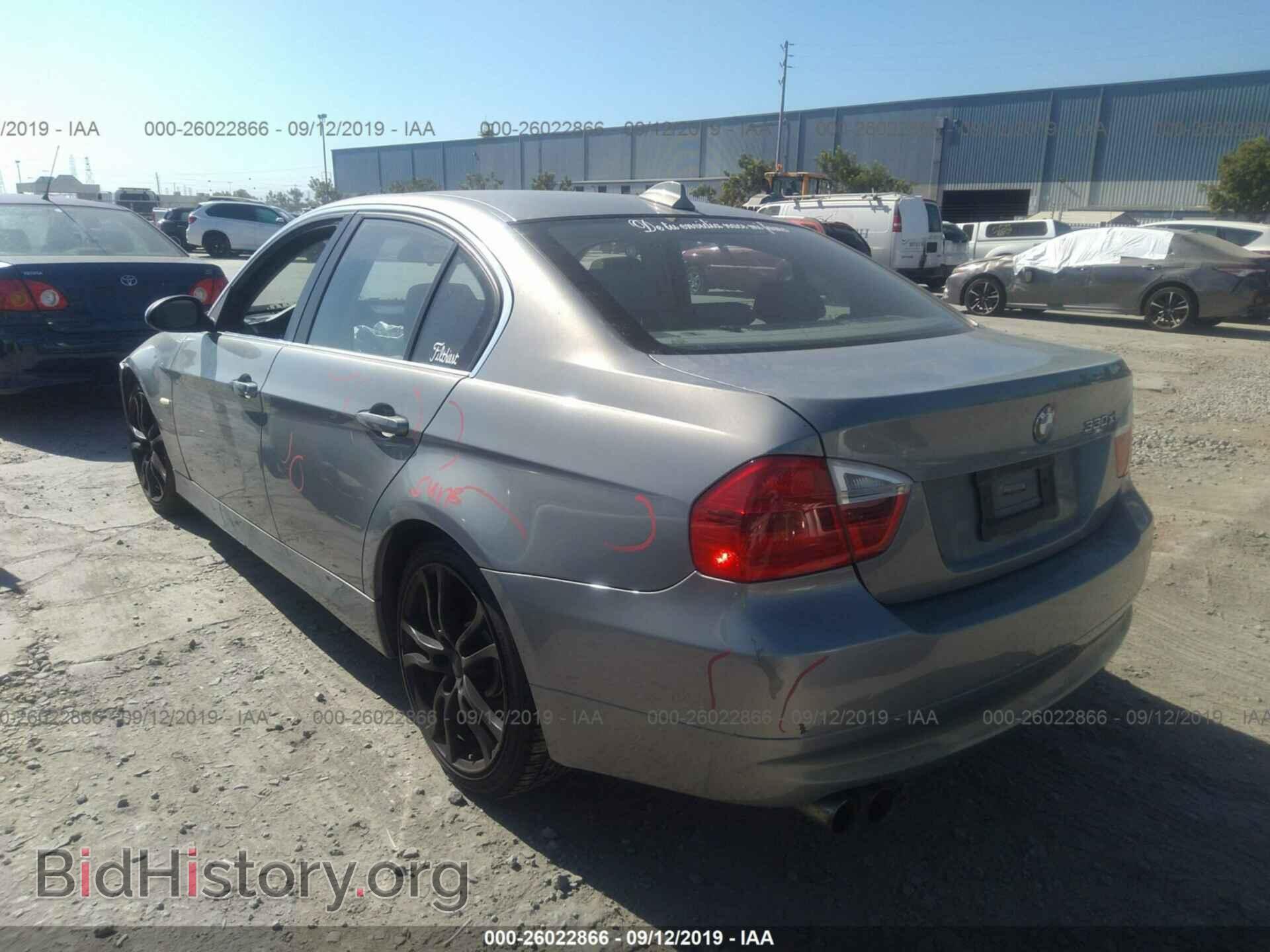 2006 BMW 330 - VIN: WBAVD33526KV62317 - Фото 3