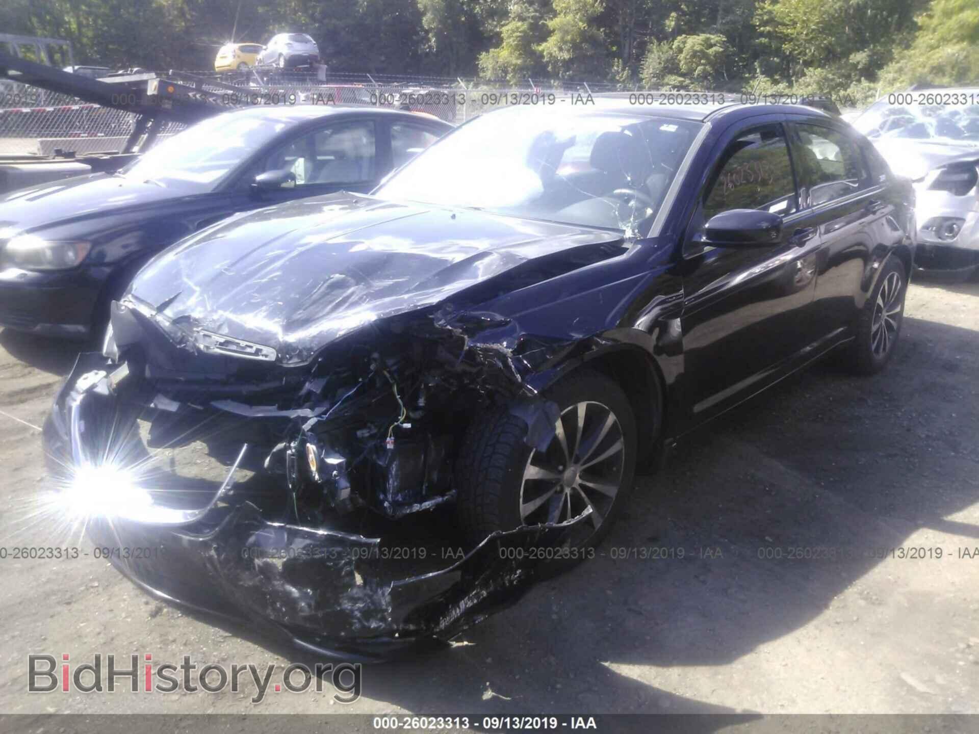 2013 CHRYSLER 200 - VIN: 1C3CCBBB7DN583937 - Photo 2