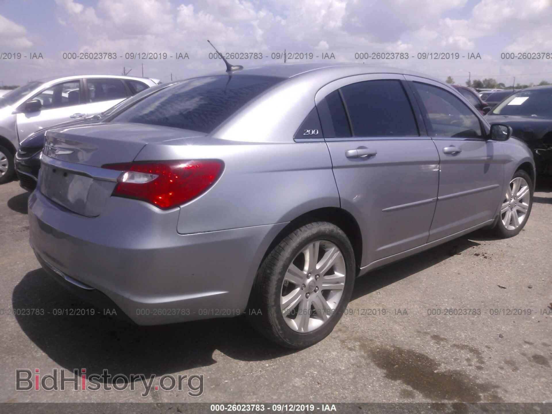 2013 CHRYSLER 200 - VIN: 1C3CCBBB5DN714928 - Photo 4