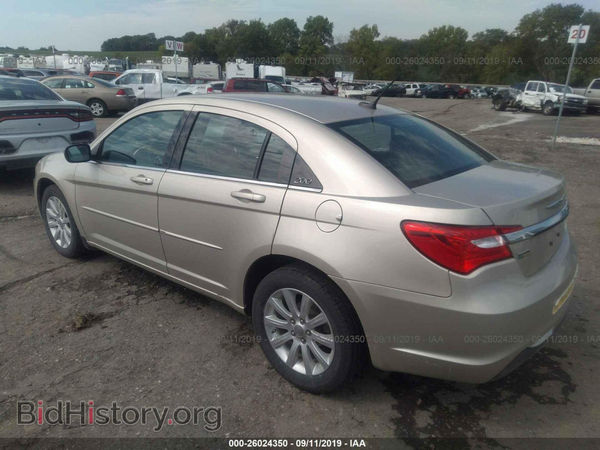 2014 CHRYSLER 200 - VIN: 1C3CCBBG3EN195522 - Photo 3