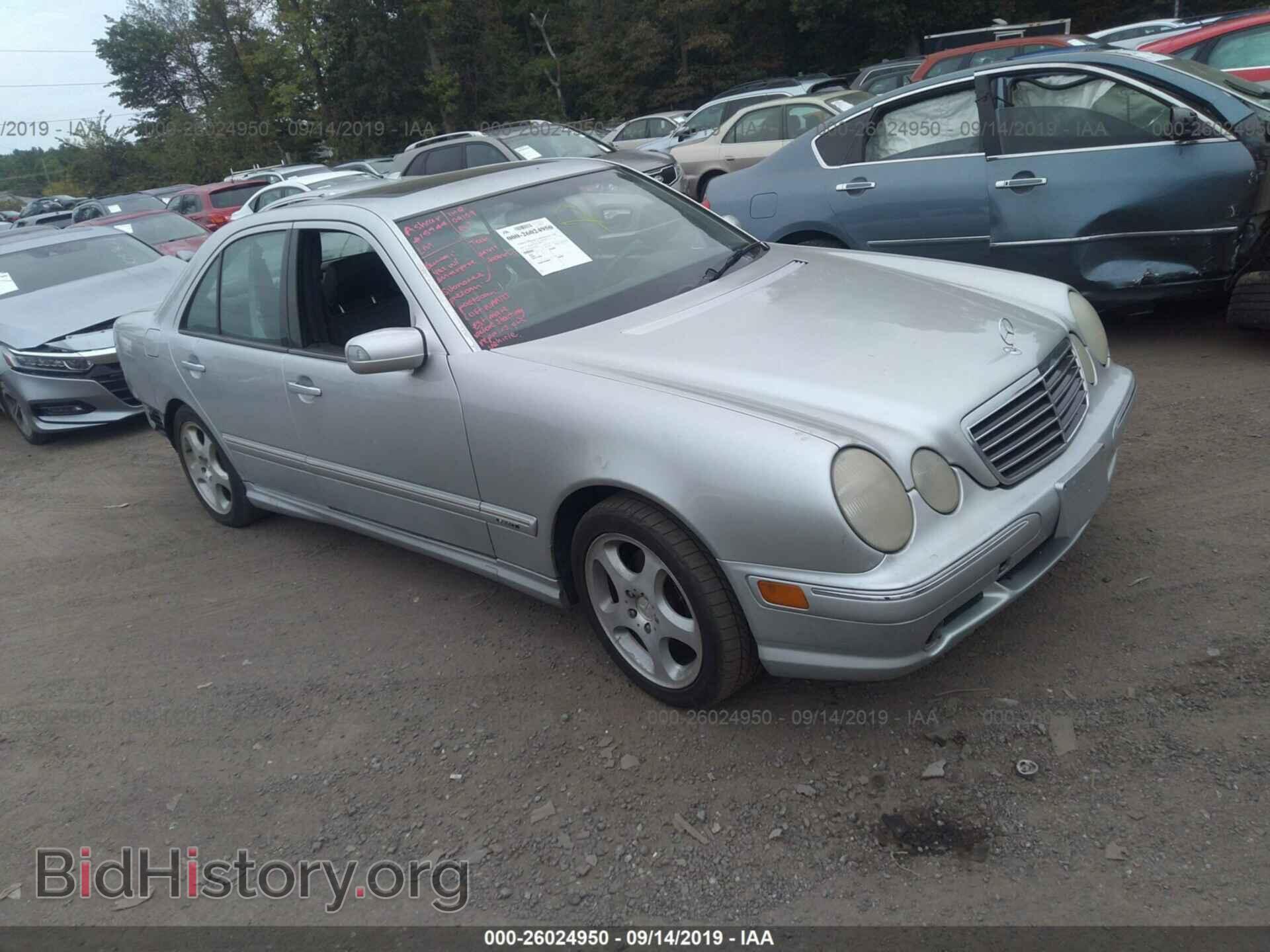 Фотография WDBJF70J0YB090981 - MERCEDES-BENZ E 2000