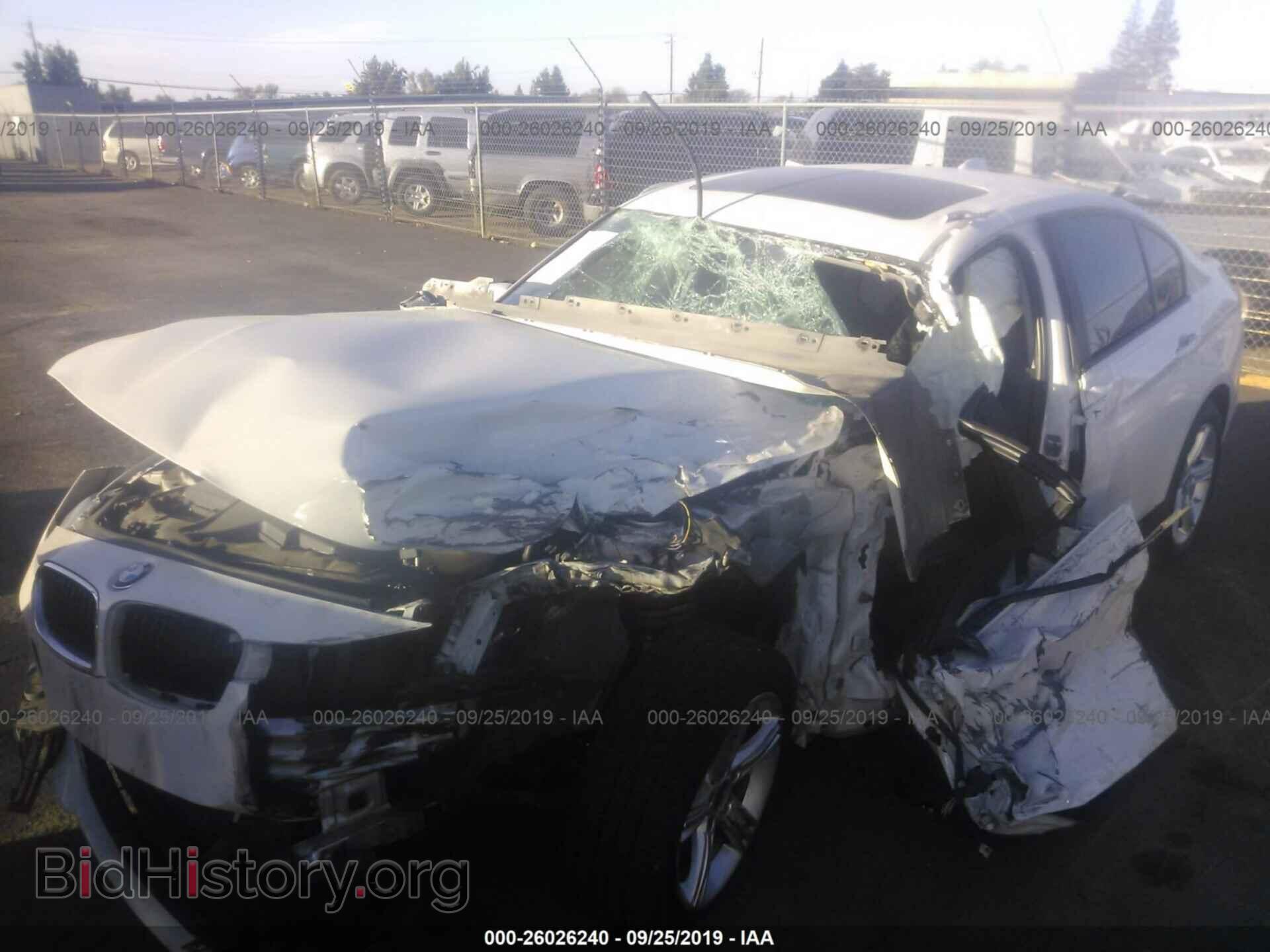 2015 BMW 328 - VIN: WBA3C1C53FP853426 - Фото 2