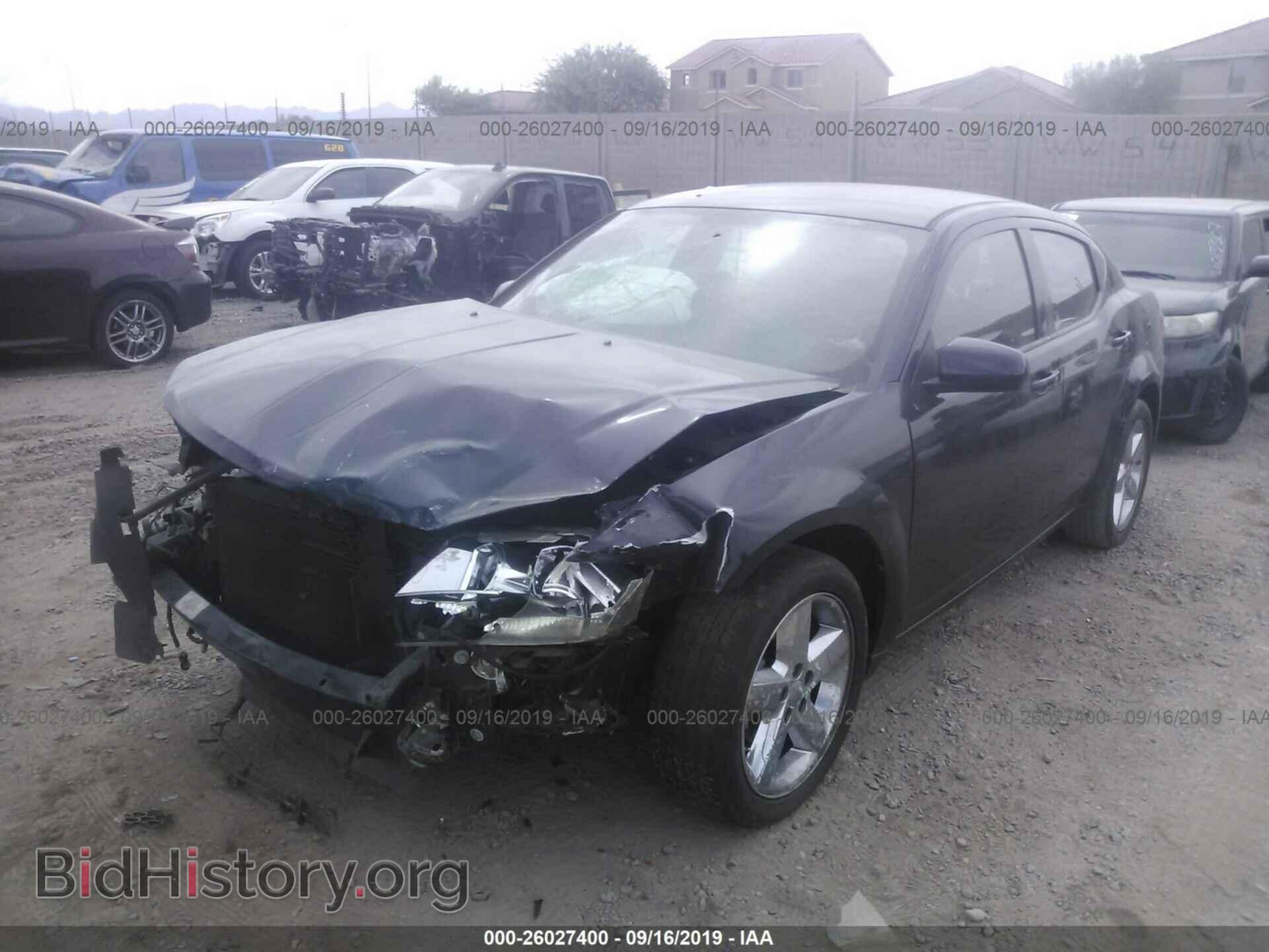 2011 DODGE AVENGER - VIN: 1B3BD2FG0BN523152 - Фото 2