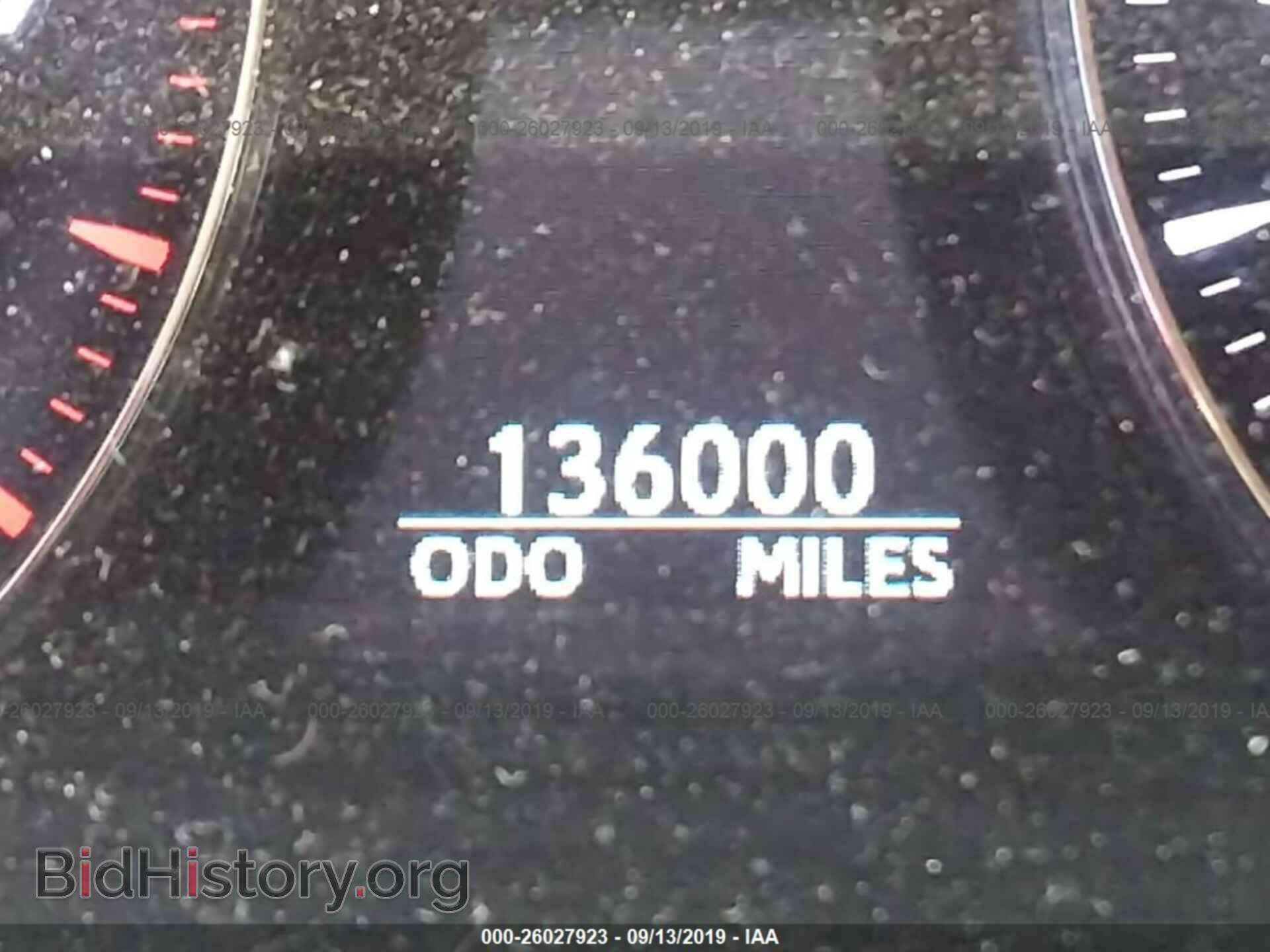 2010 LEXUS LS - VIN: JTHBL5EF6A5095063 - Photo 7