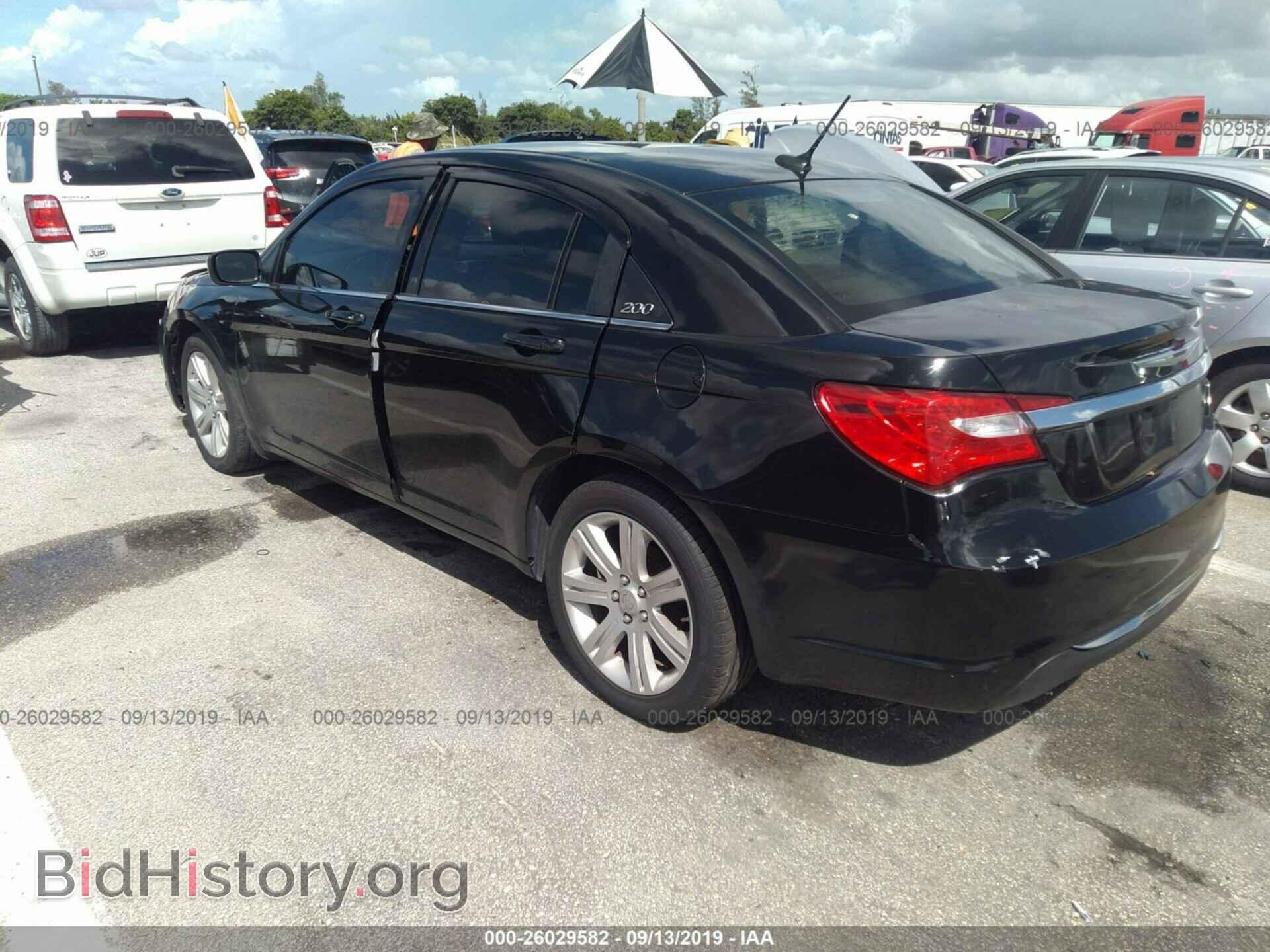 2013 CHRYSLER 200 - VIN: 1C3CCBAB2DN685695 - Photo 3