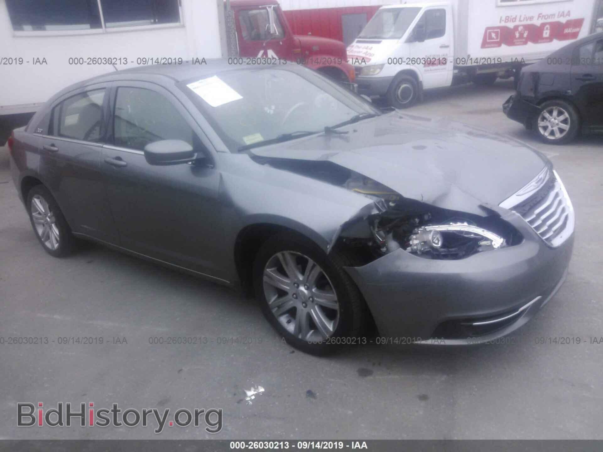 Фотография 1C3BC1FBXBN611727 - CHRYSLER 200 2011