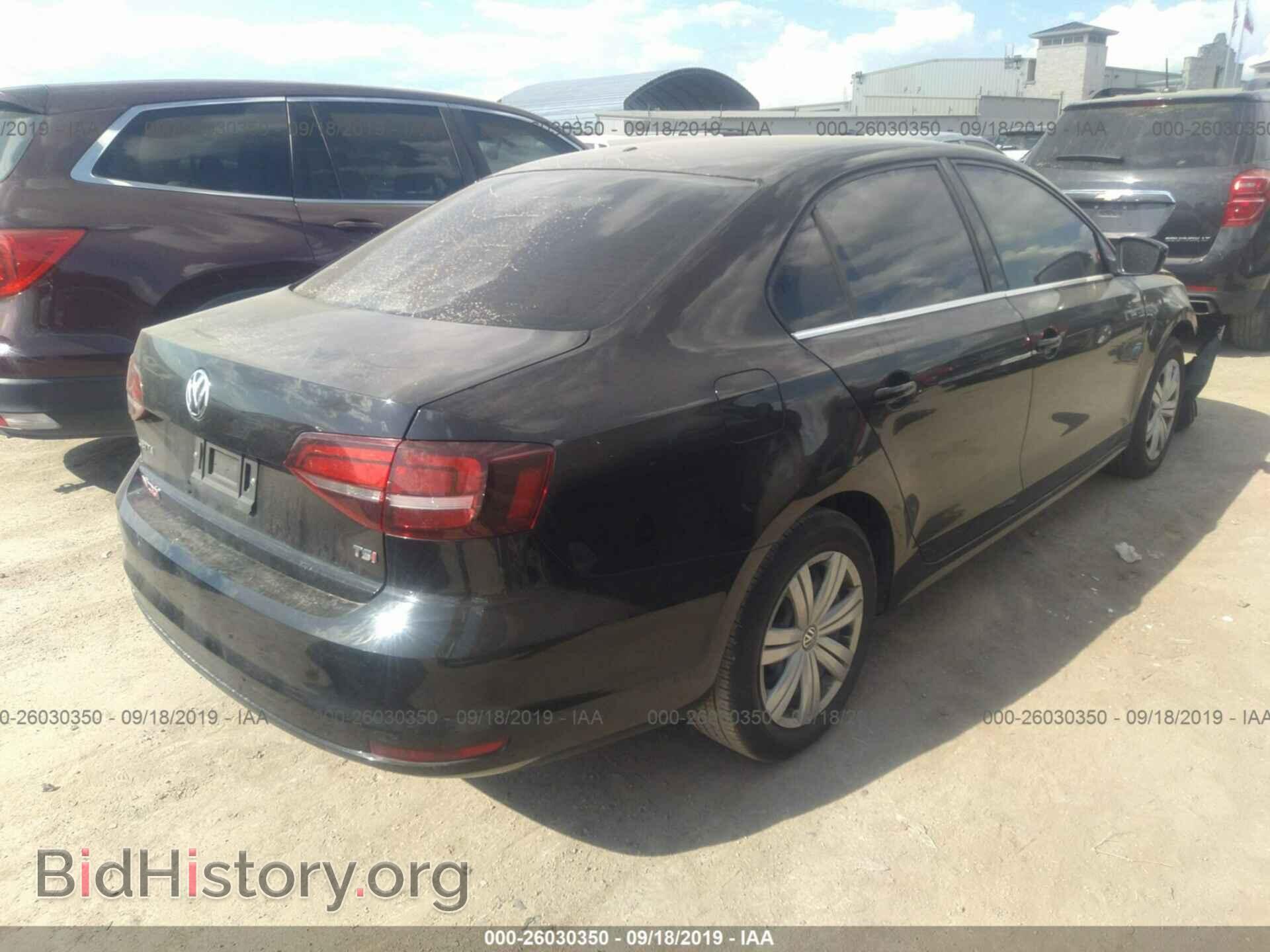 2017 VOLKSWAGEN JETTA - VIN: 3VW2B7AJ6HM347003 - Фото 4