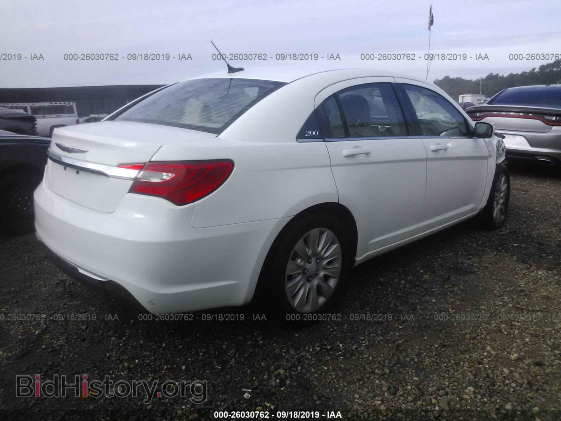 2012 CHRYSLER 200 - VIN: 1C3CCBAB2CN152681 - Фото 4