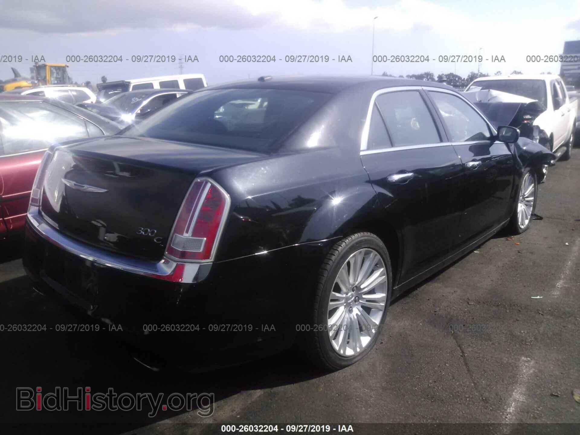 2012 CHRYSLER 300C - VIN: 2C3CCAET1CH188741 - Фото 4