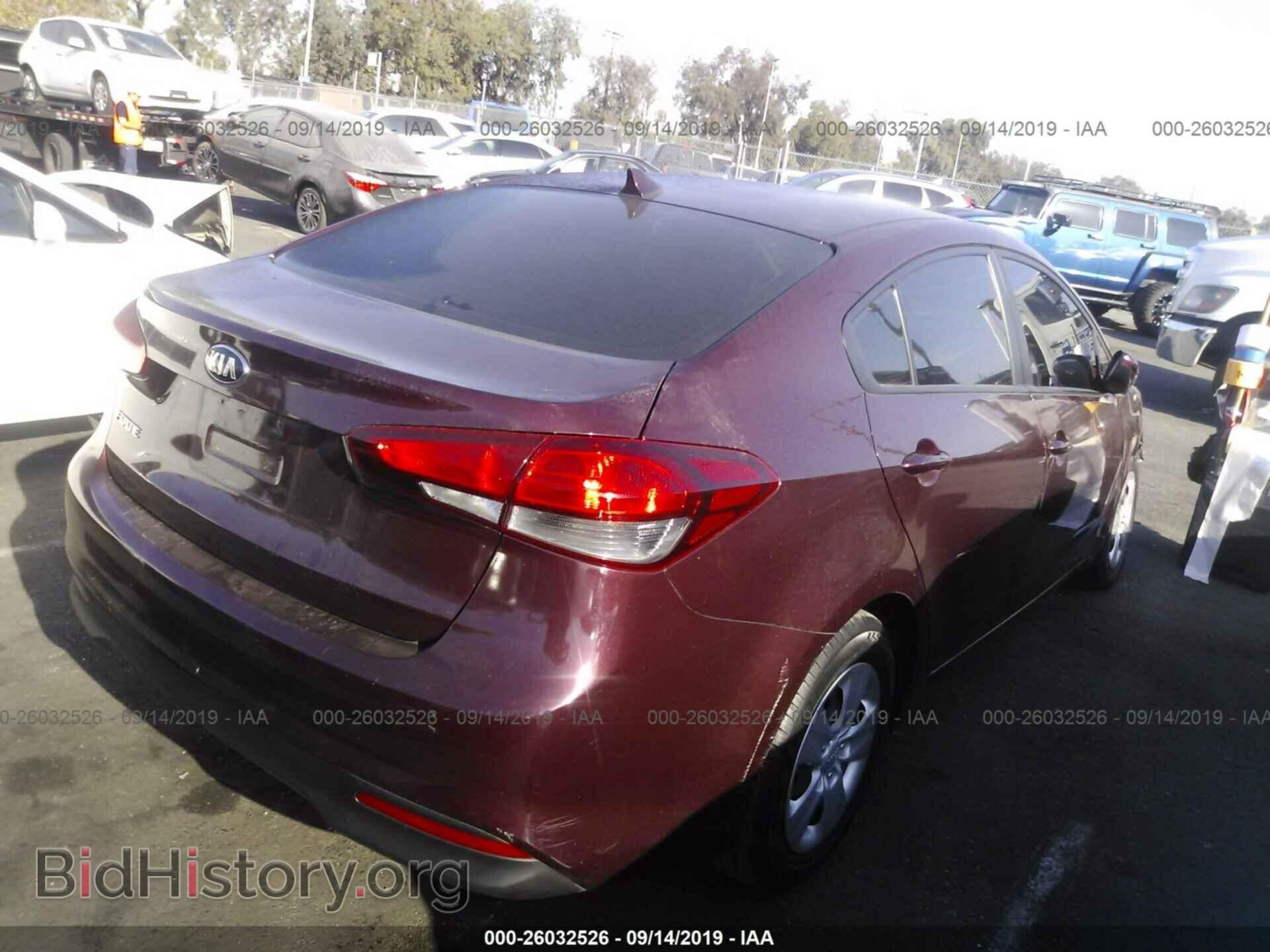 2017 KIA FORTE - VIN: 3KPFK4A76HE048290 - Фото 4